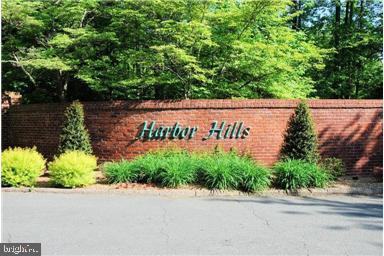 HARBOR HILLS - Residential