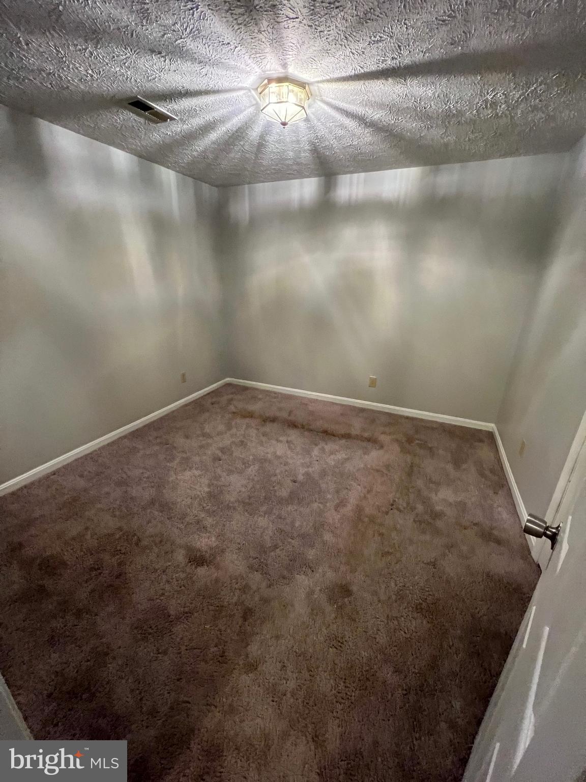 HIGHPOINTE - Residential Lease