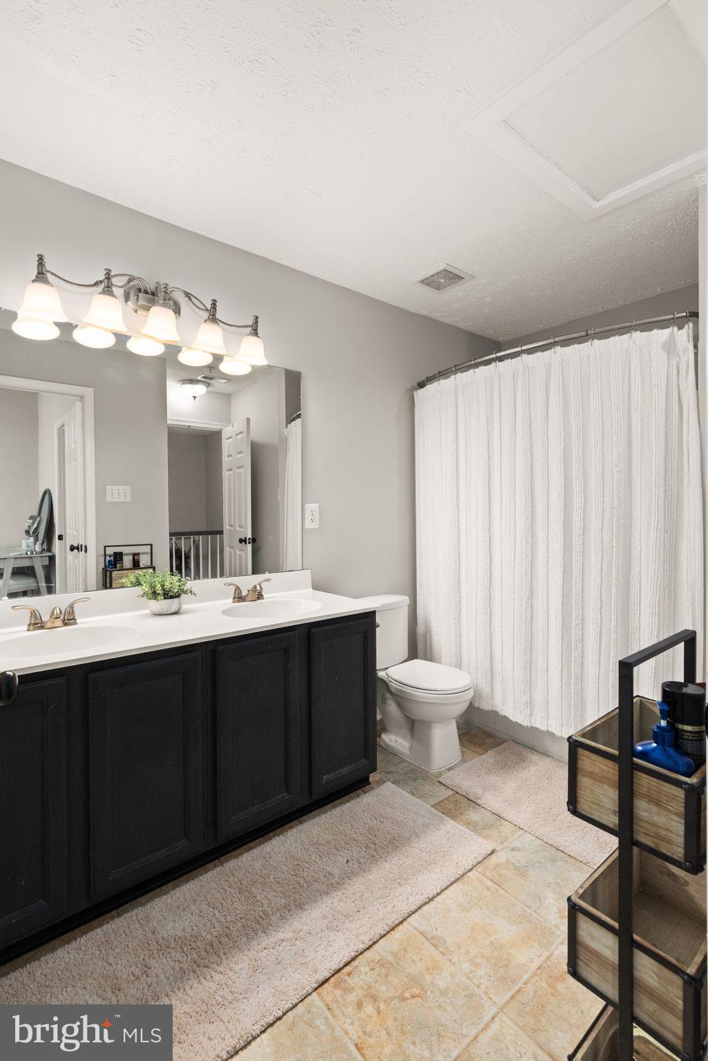 CONSTANT RIDGE - Residential