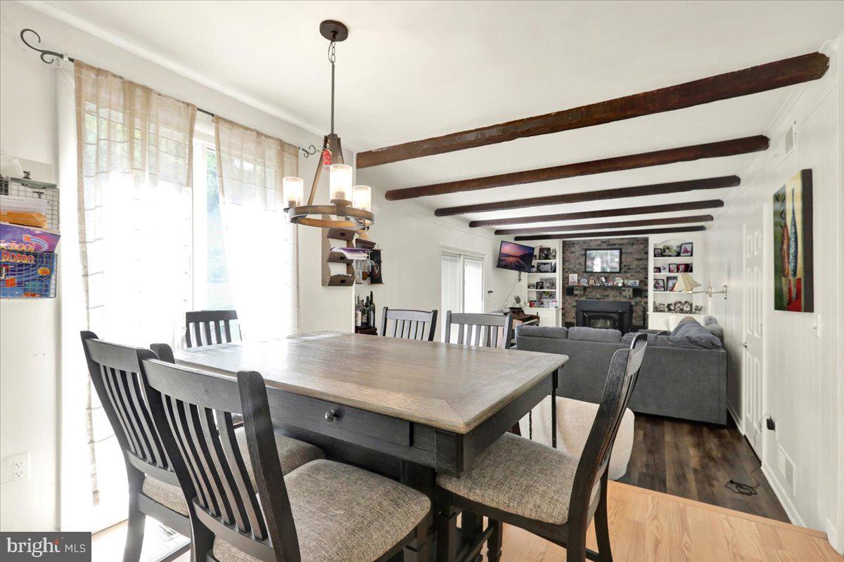 WOODRIDGE - Residential