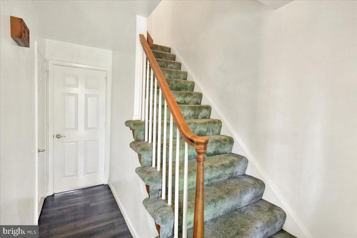 WOODRIDGE - Residential