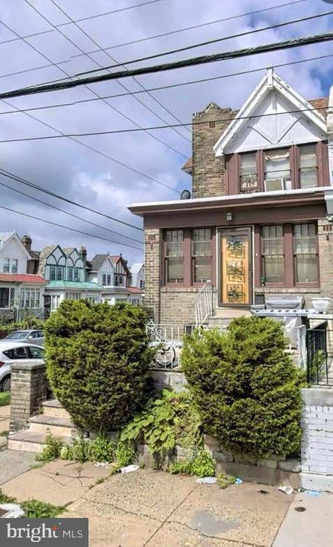 Townhouse For Sale - 5800 N 15th Street<br/> PHILADELPHIA, PA 19141