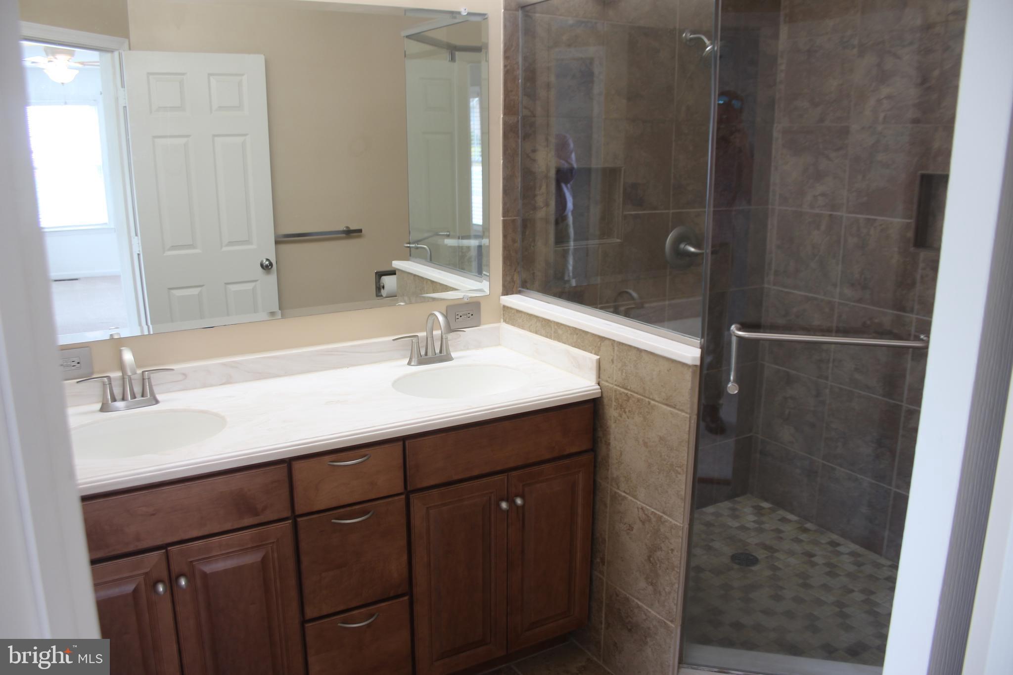 HALDANE LA PLATA - Residential