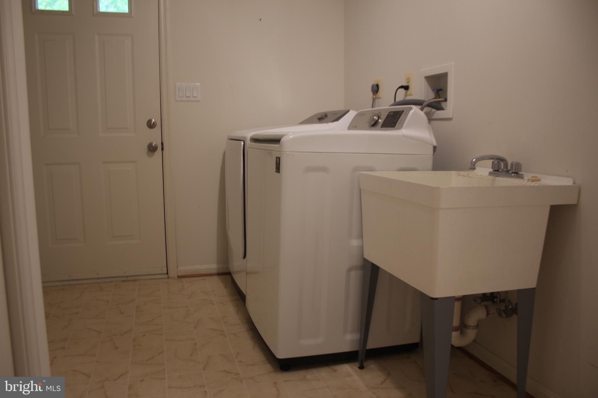 HALDANE LA PLATA - Residential