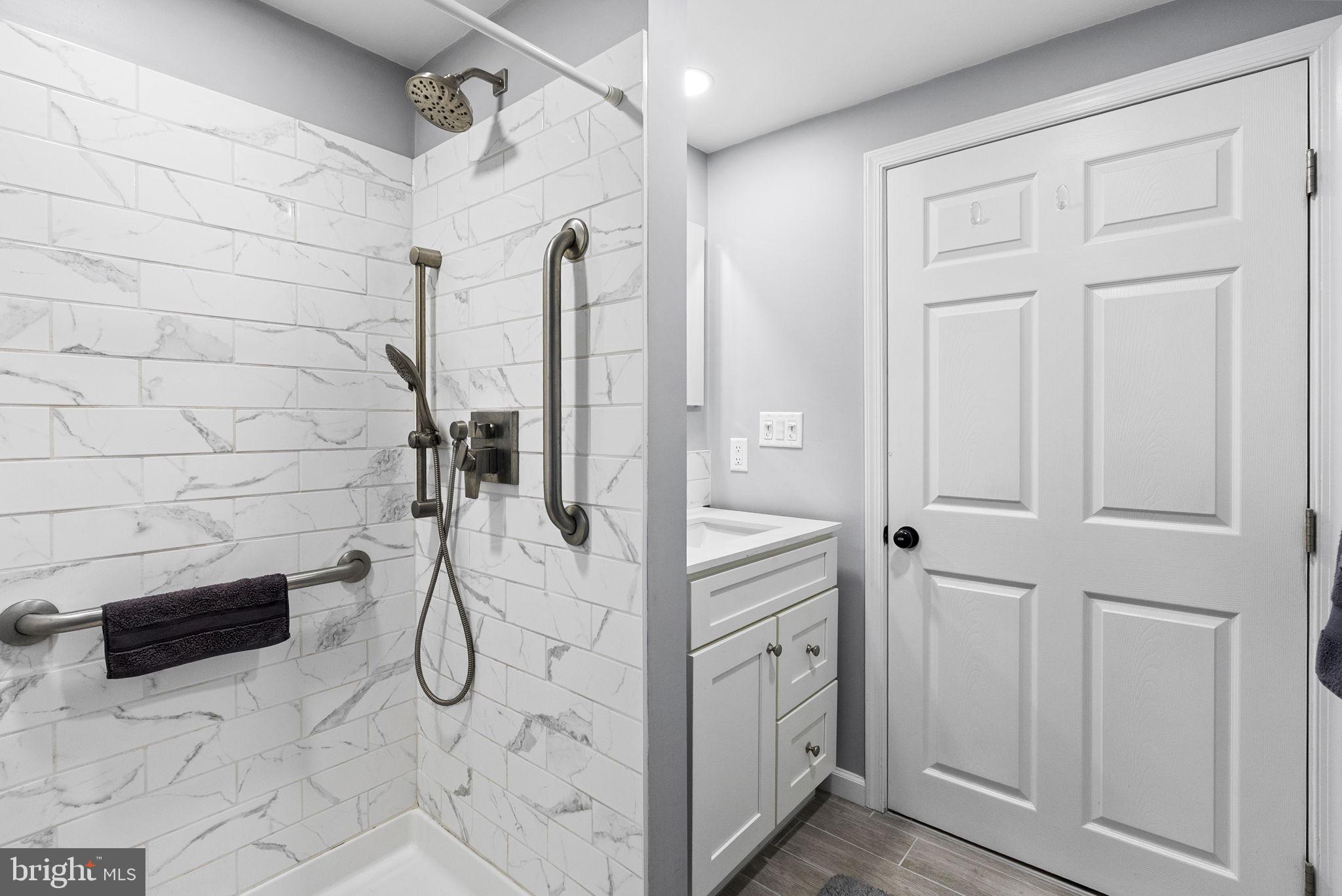 CASEY HILLS - Residential