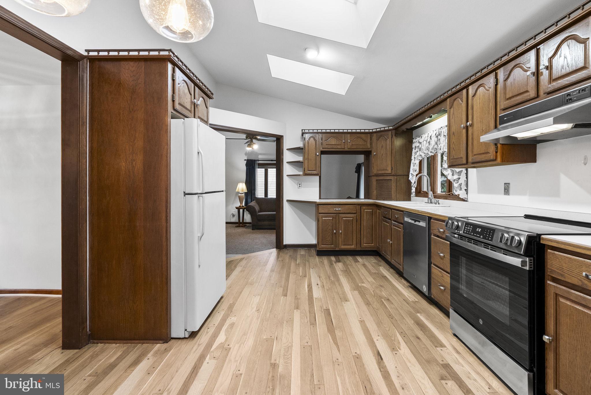 CASEY HILLS - Residential