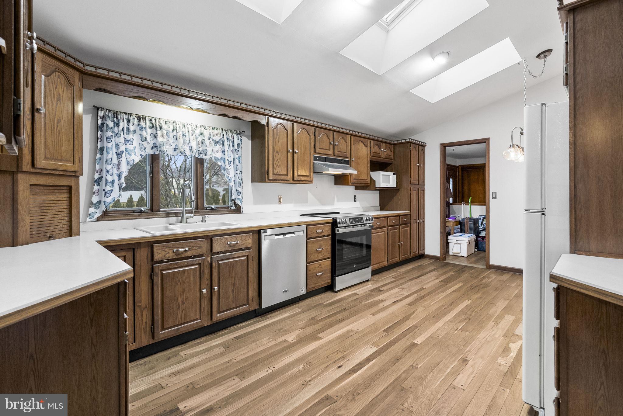 CASEY HILLS - Residential