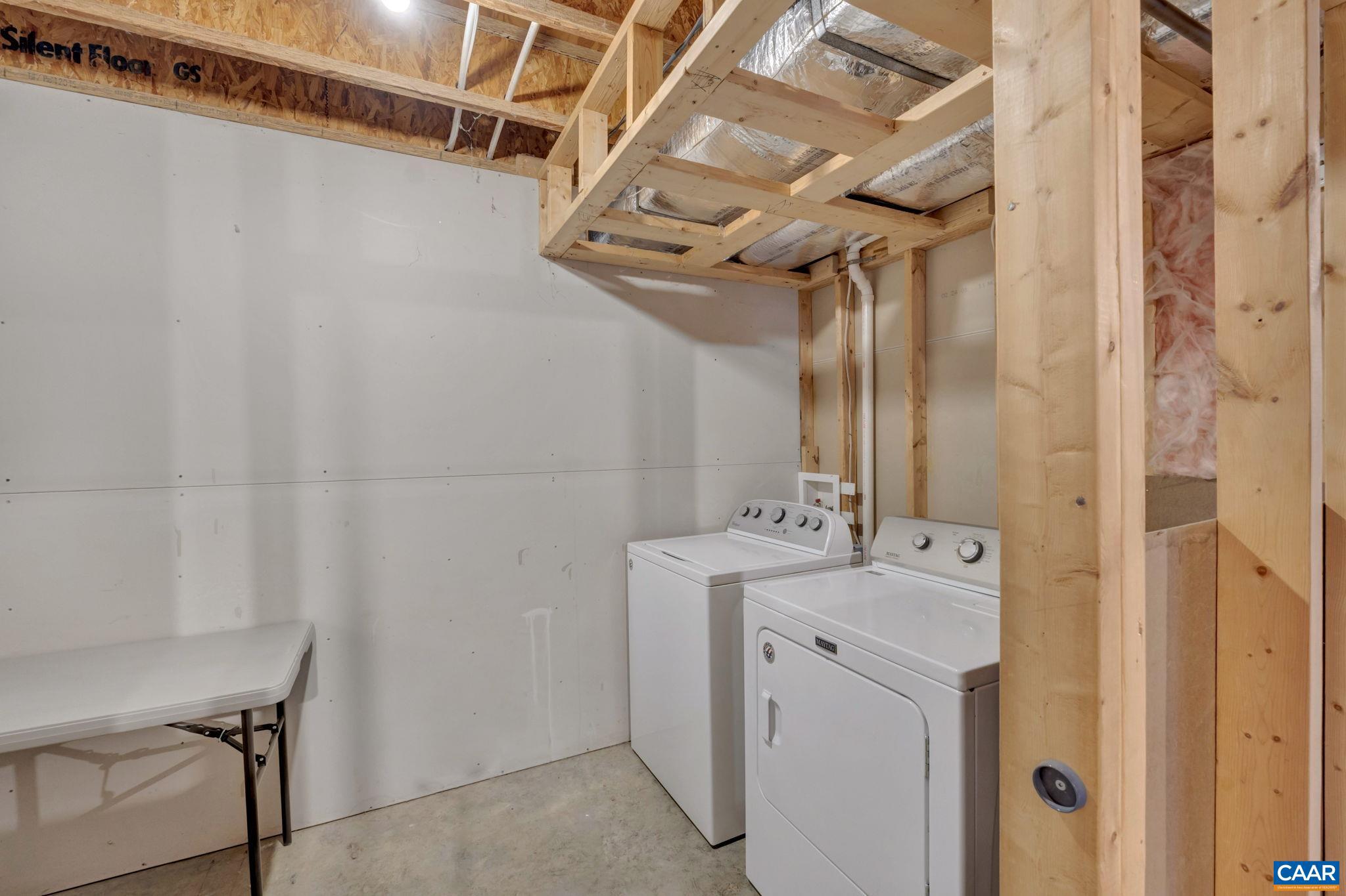 LAKE MONTICELLO - Residential