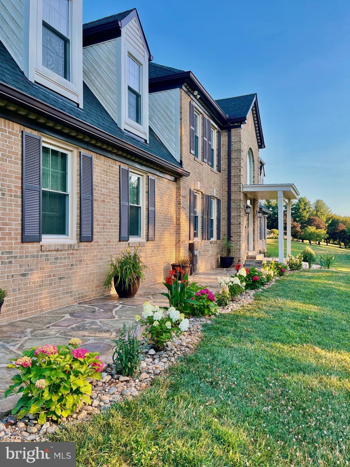 8620 STABLEVIEW COURT