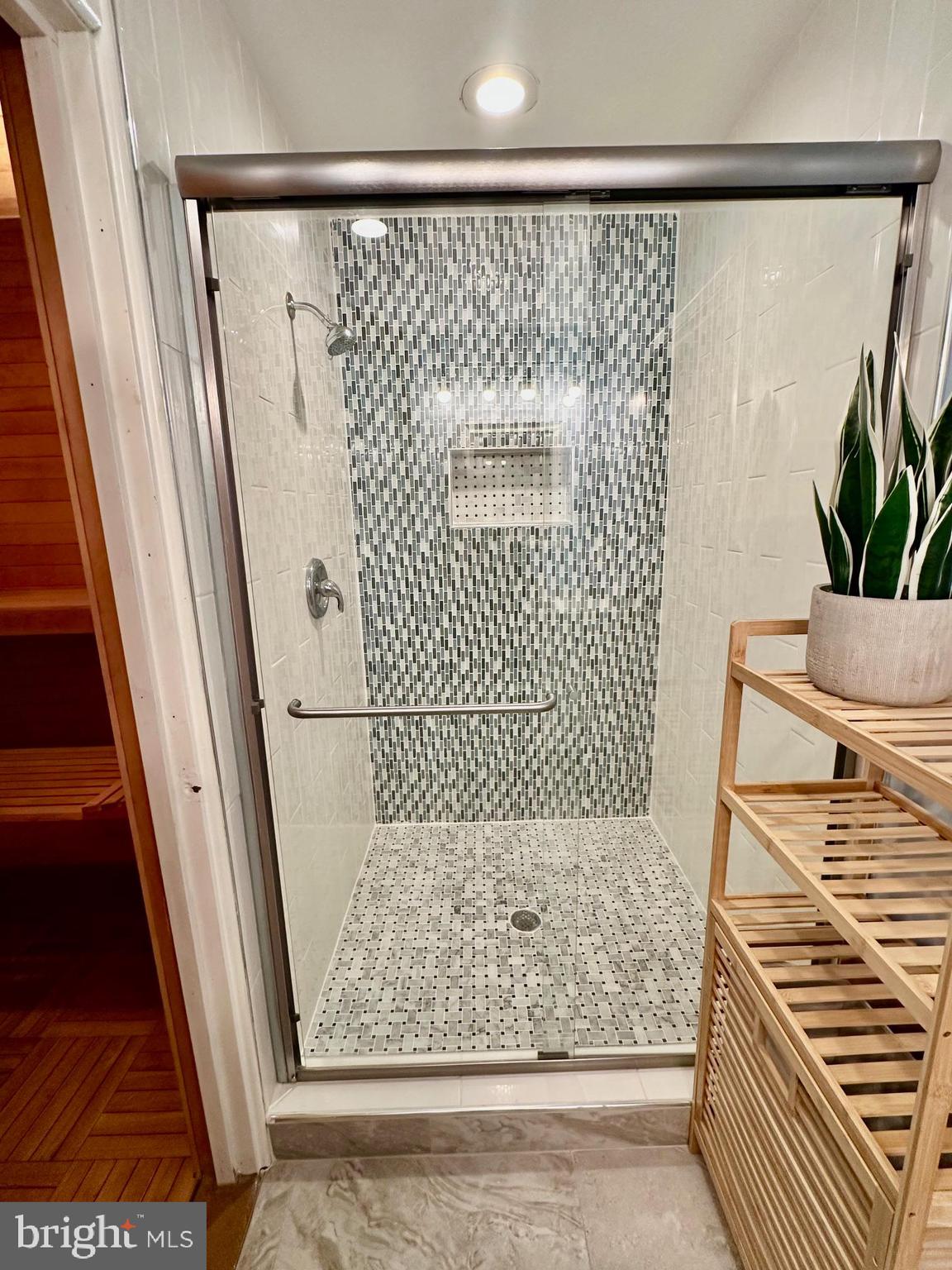 GOSHEN - Residential