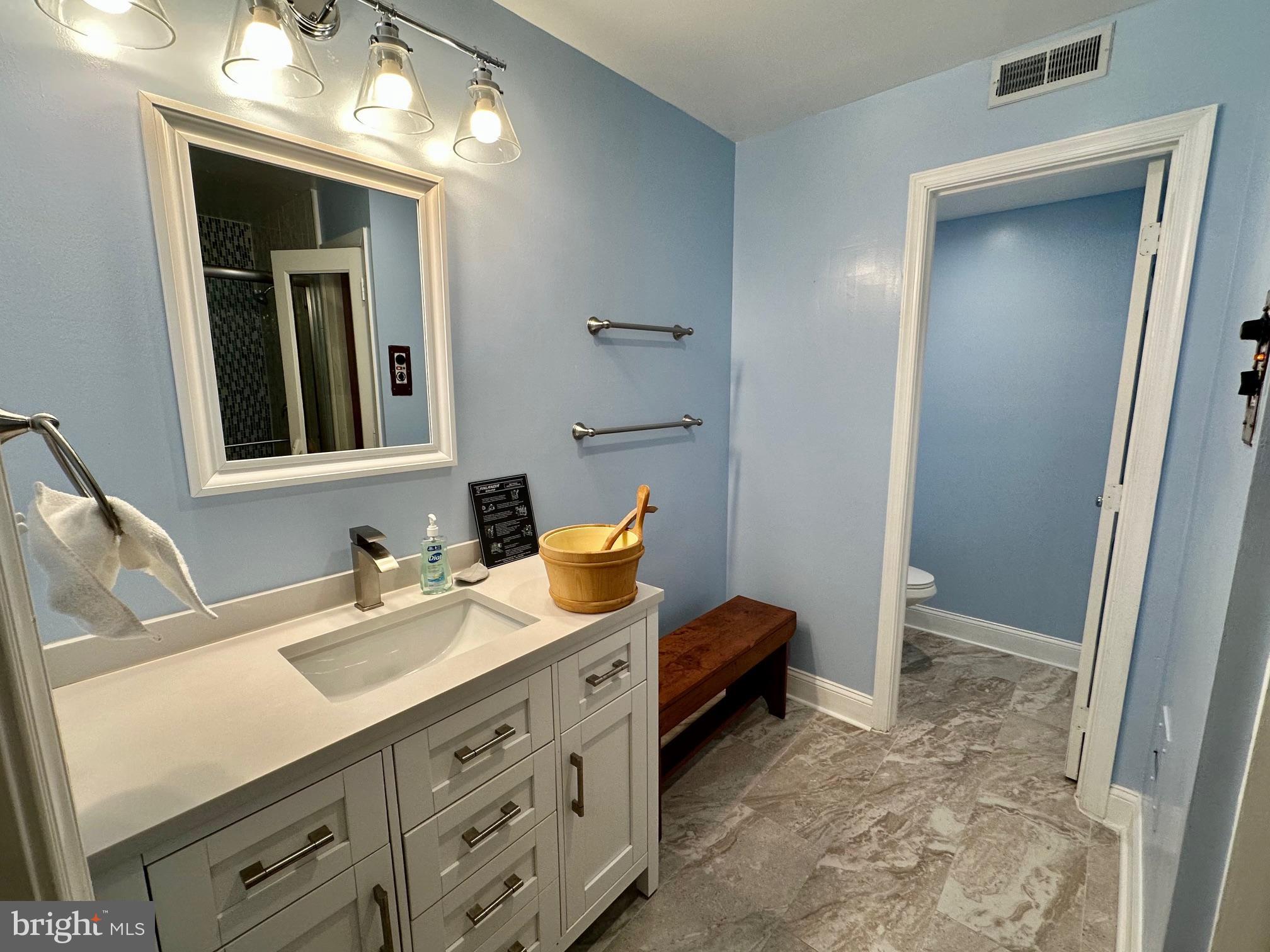 GOSHEN - Residential