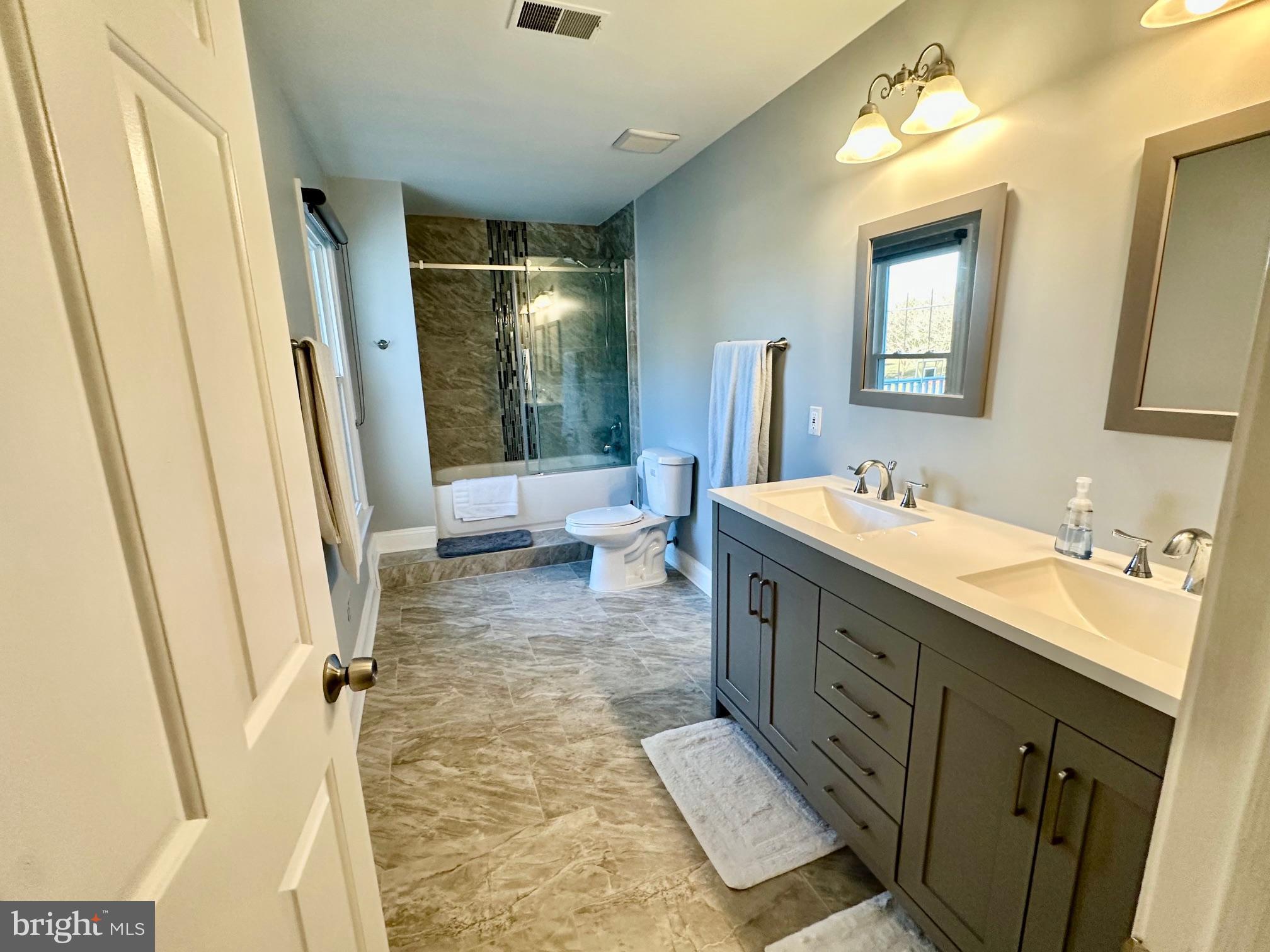 GOSHEN - Residential