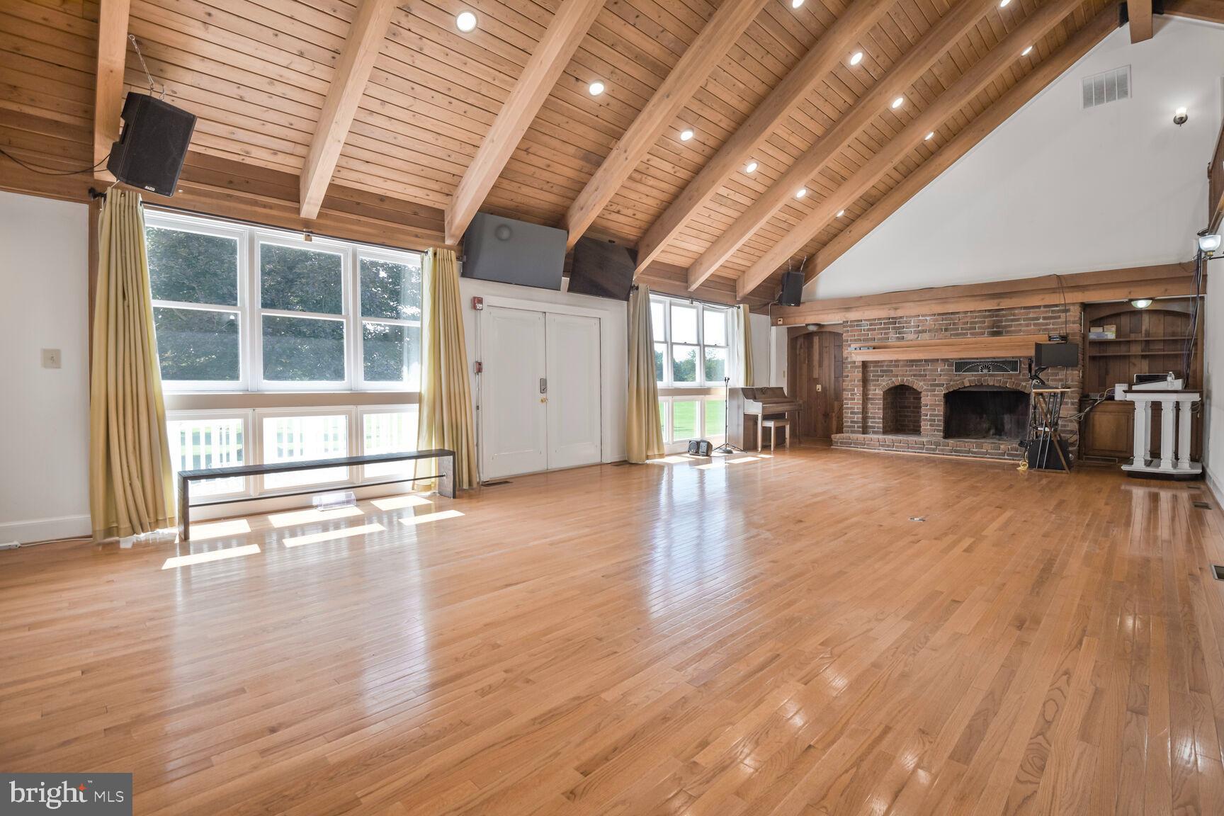 OLNEY OUTSIDE - Residential