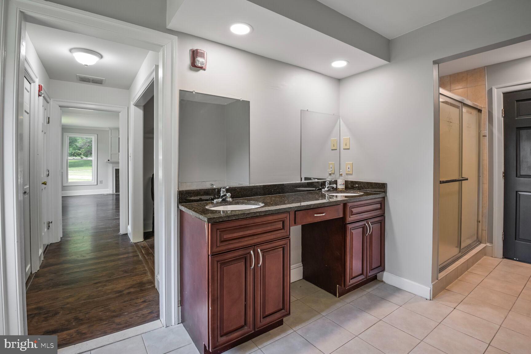 OLNEY OUTSIDE - Residential