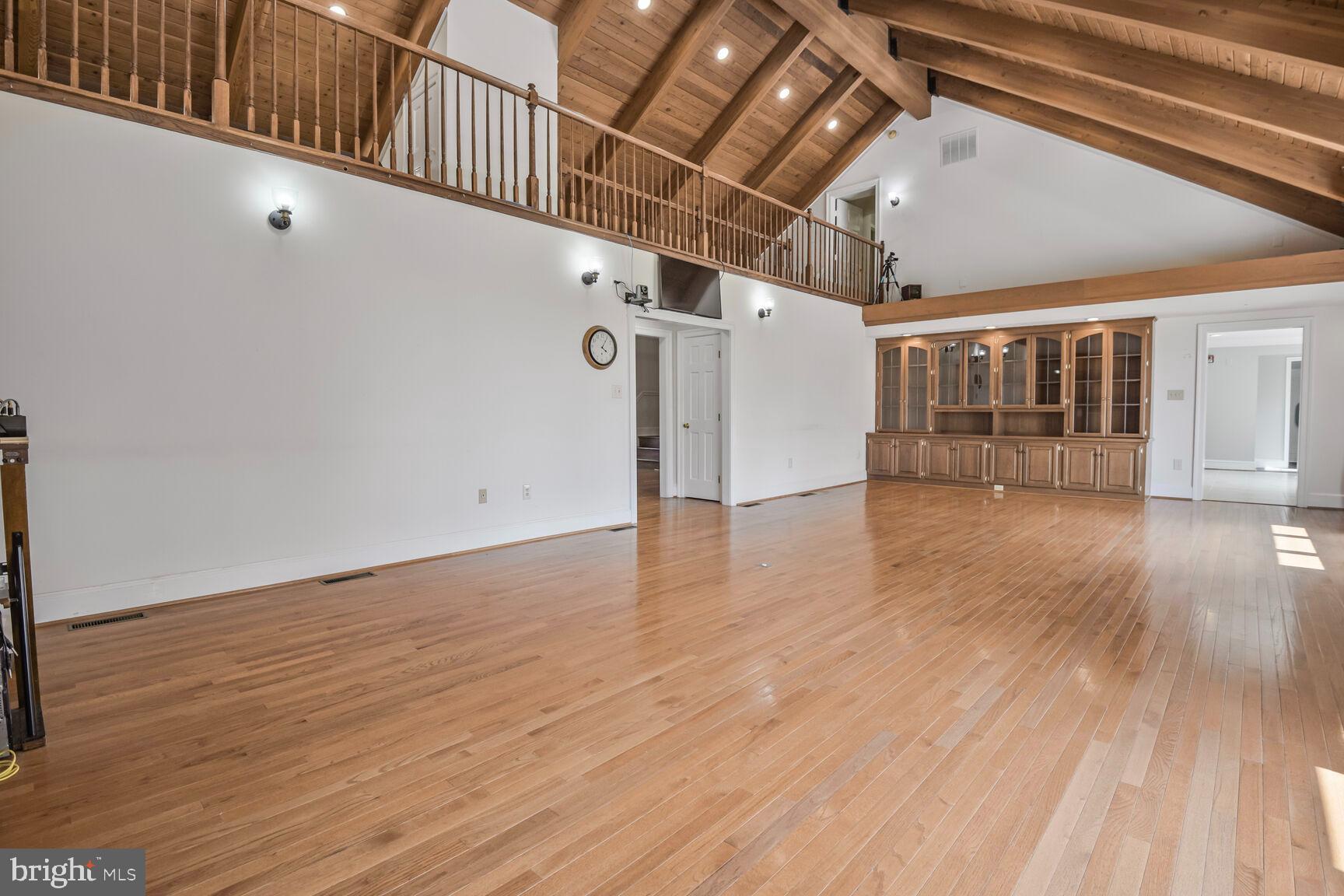 OLNEY OUTSIDE - Residential