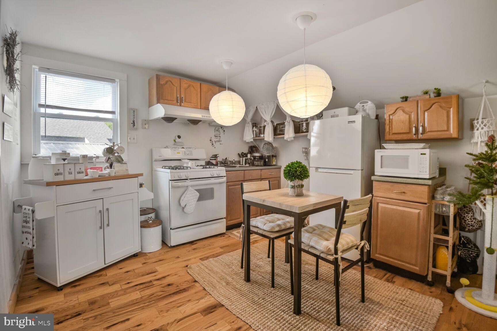 OLNEY OUTSIDE - Residential