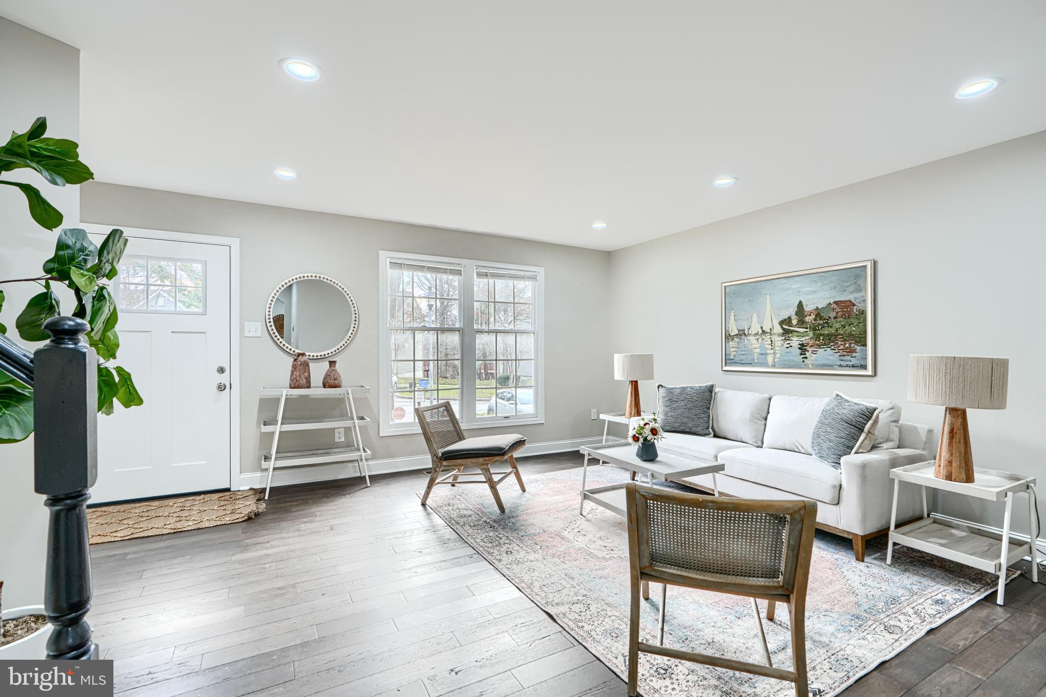 10 WENSLEY DALE COURT