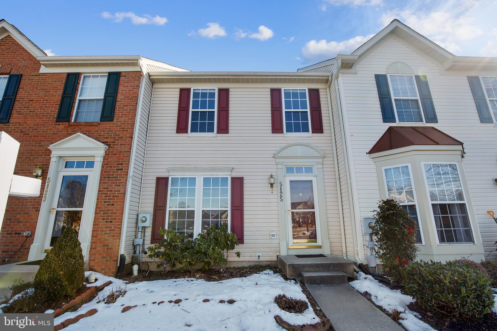 WELLINGTON TRACE - Residential