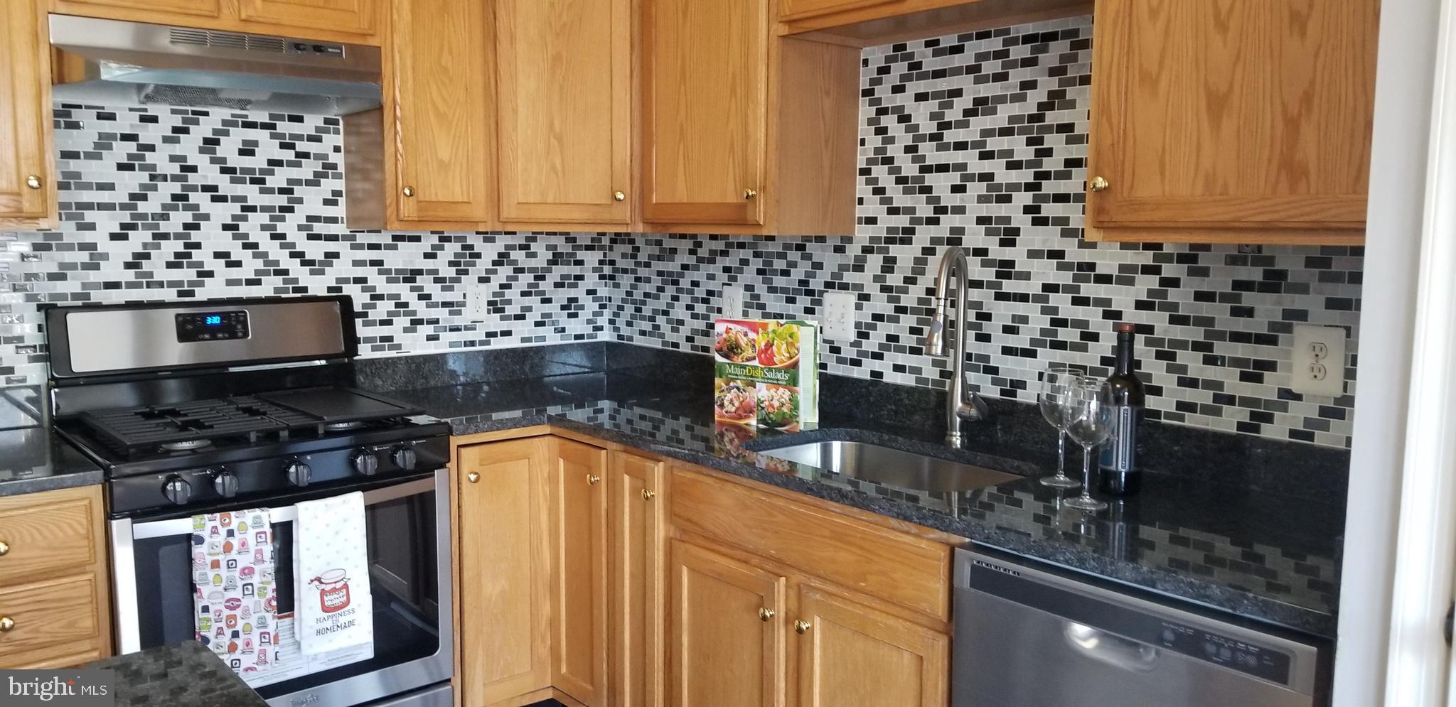 WELLINGTON TRACE - Residential