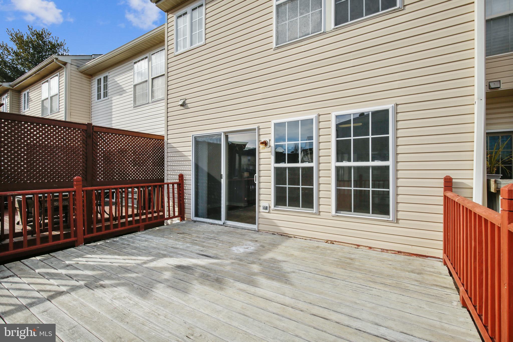 WELLINGTON TRACE - Residential