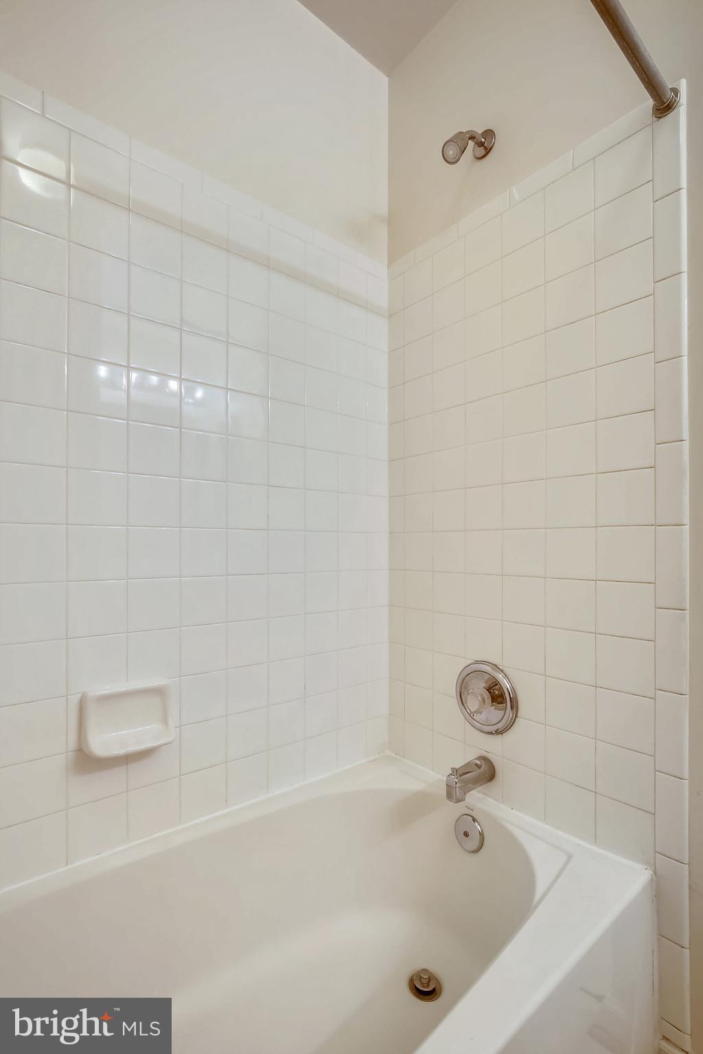 WELLINGTON TRACE - Residential