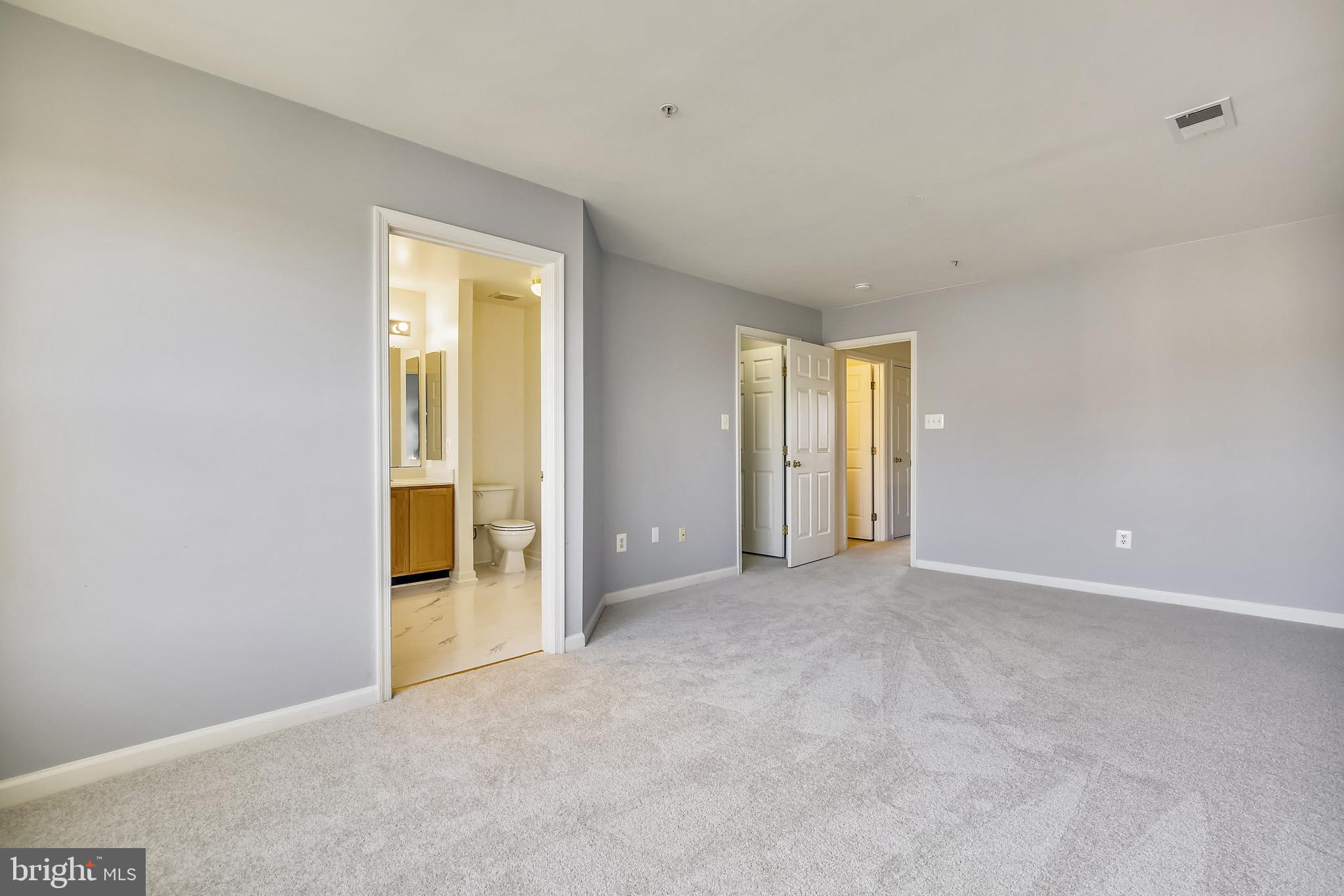 WELLINGTON TRACE - Residential