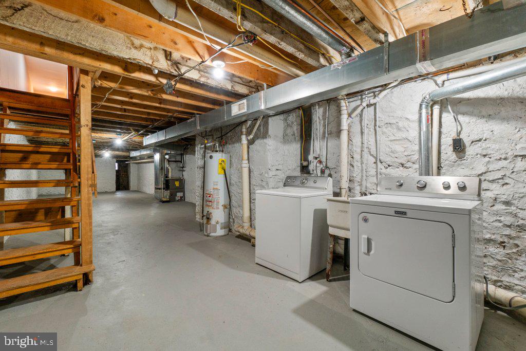 CHARLES VILLAGE - Residential