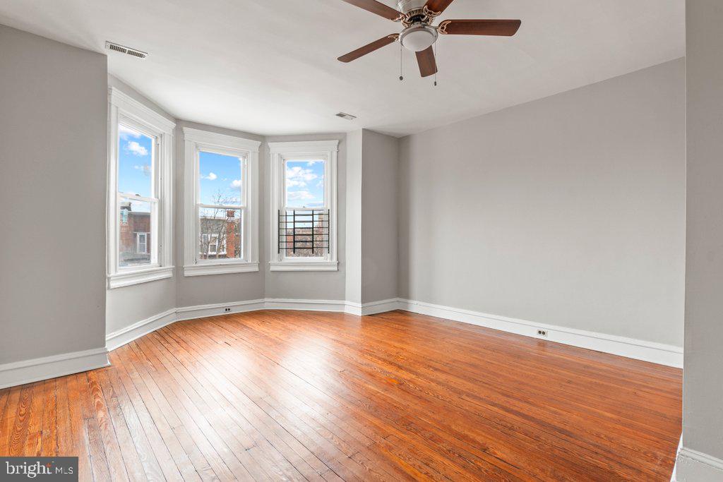 CHARLES VILLAGE - Residential