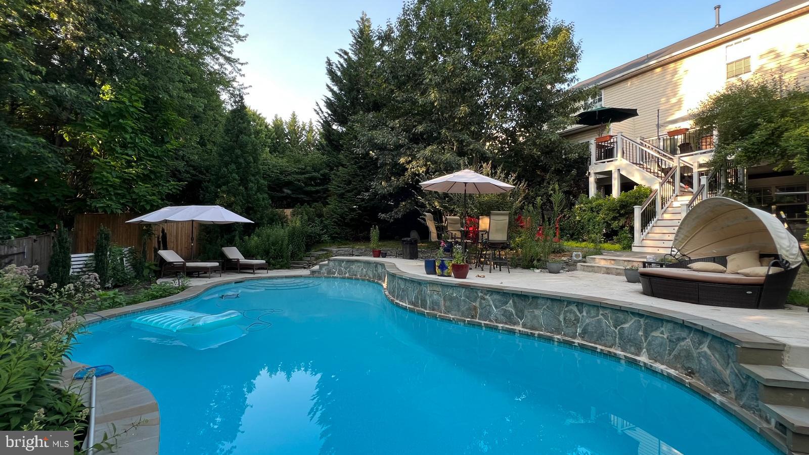 HIRST FARM - Residential