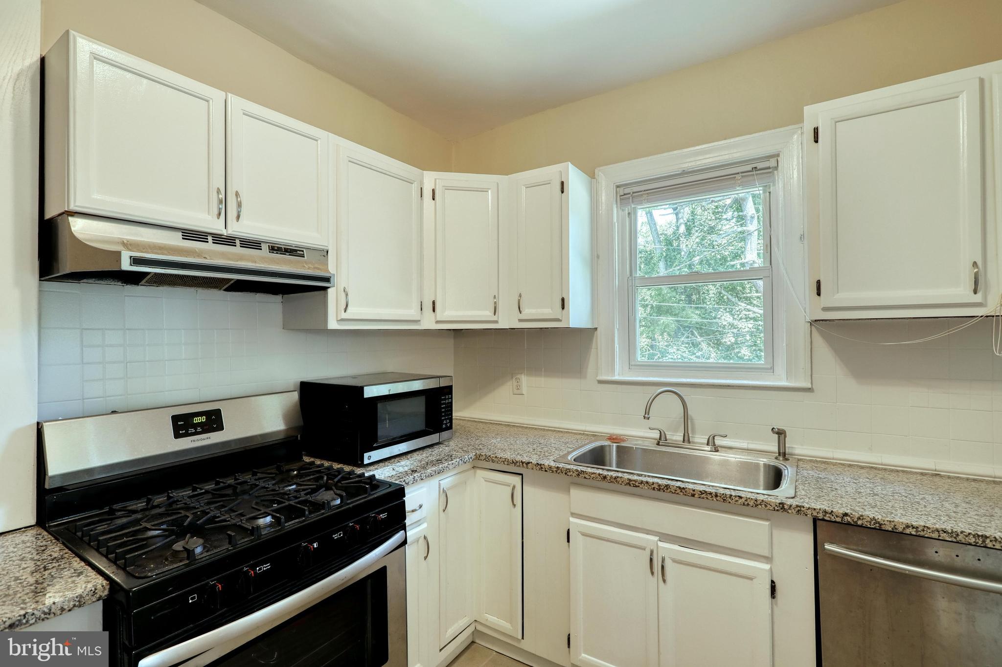 HUNTING RIDGE HISTORIC DISTRICT - Residential