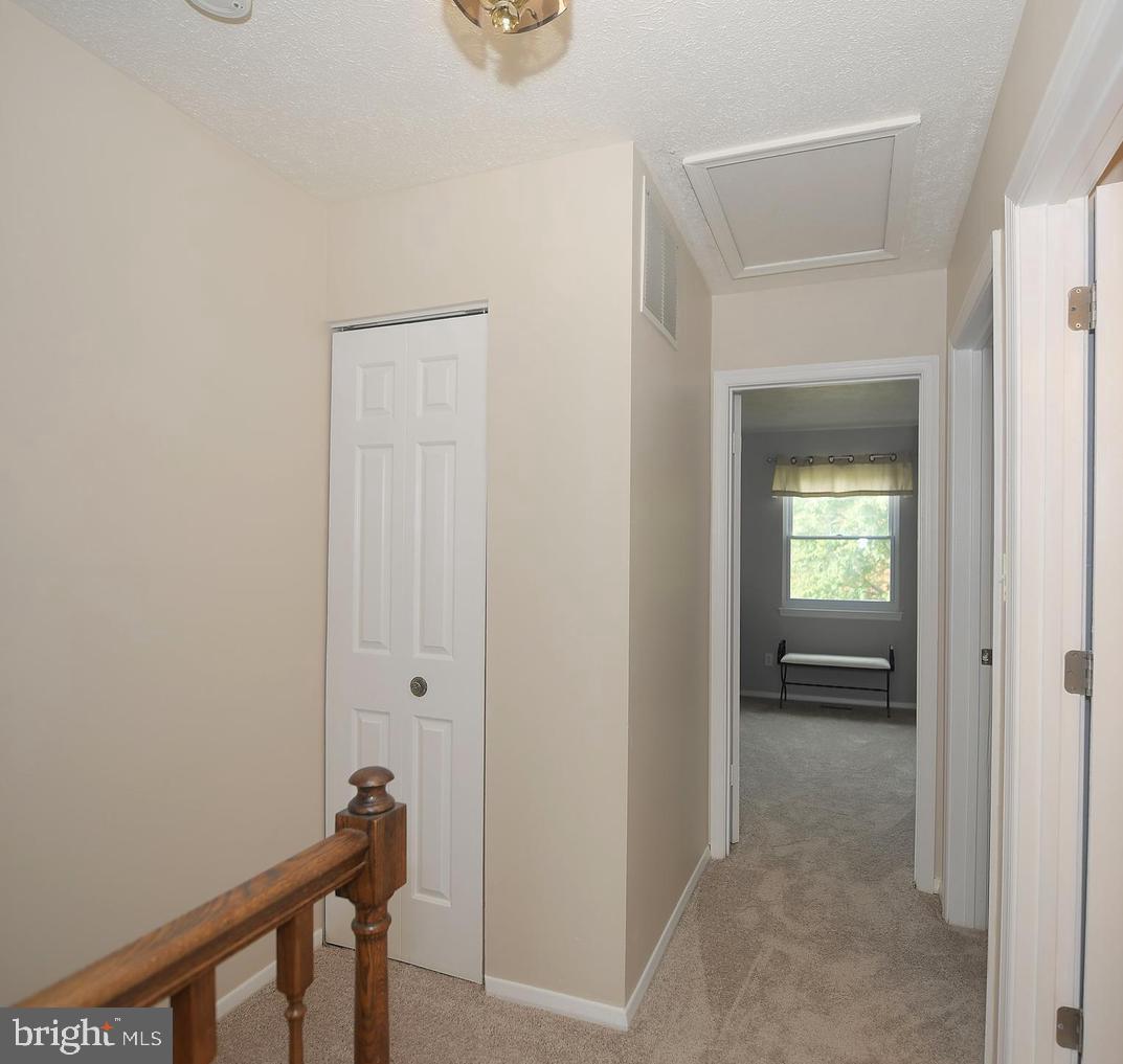 SEVEN COURTS - Residential Lease