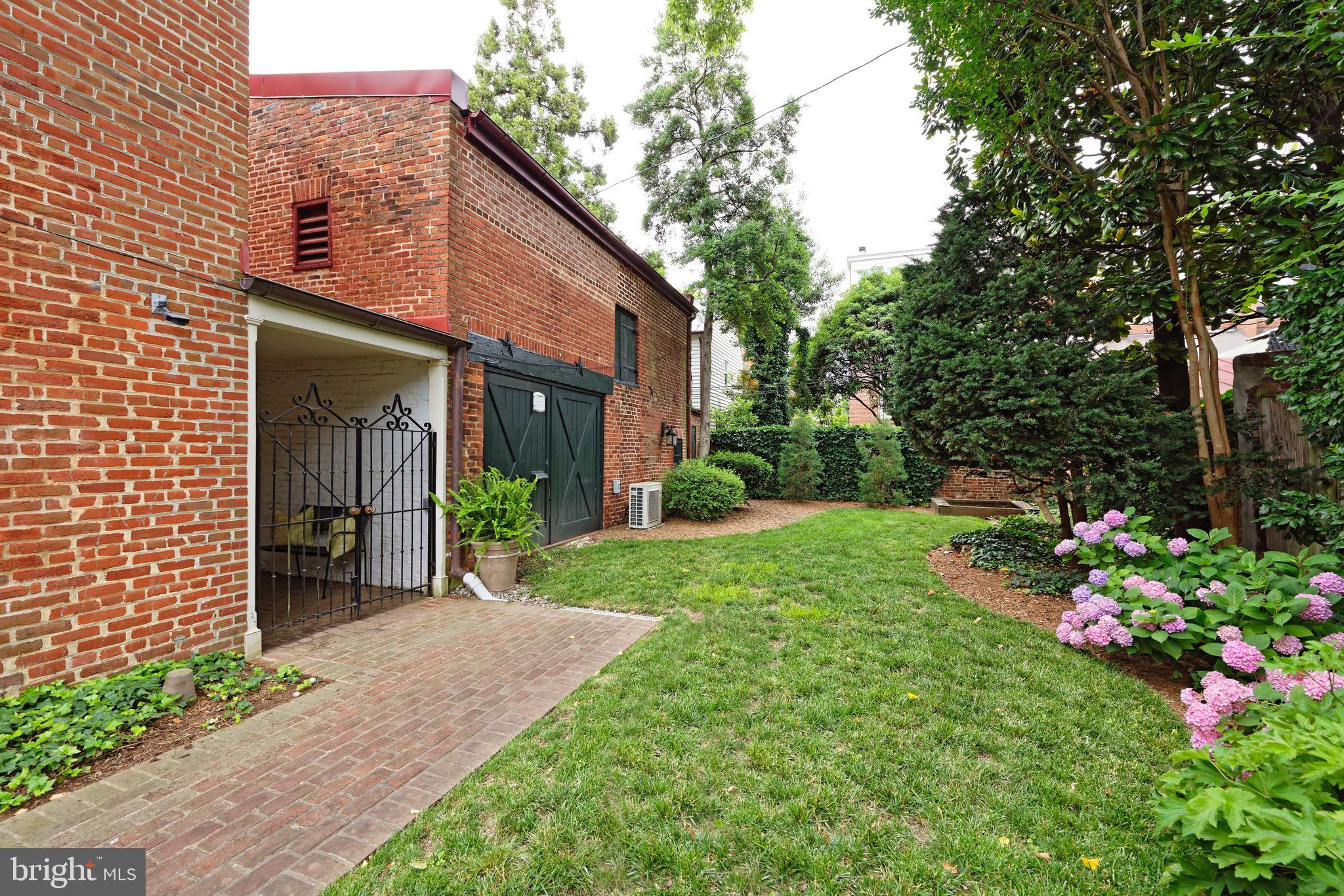 OLD TOWN SE QUADRANT - Residential