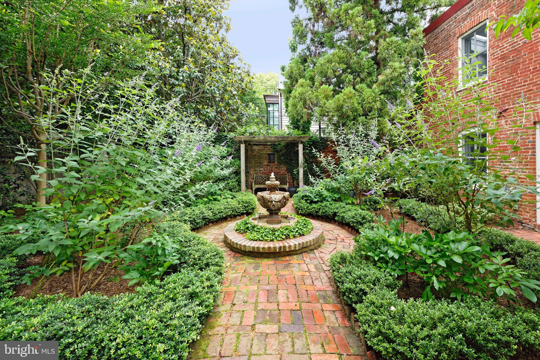 OLD TOWN SE QUADRANT - Residential