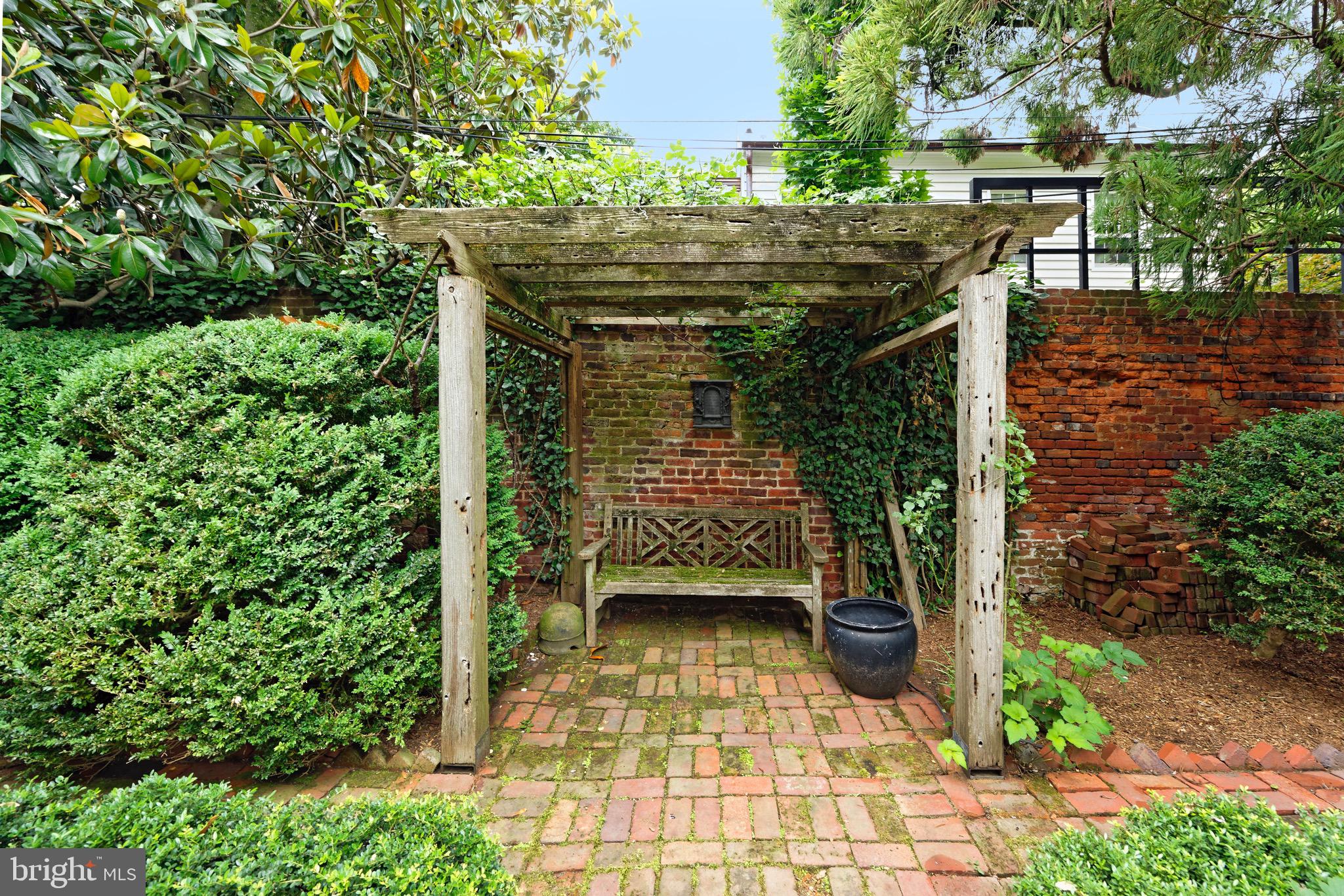 OLD TOWN SE QUADRANT - Residential