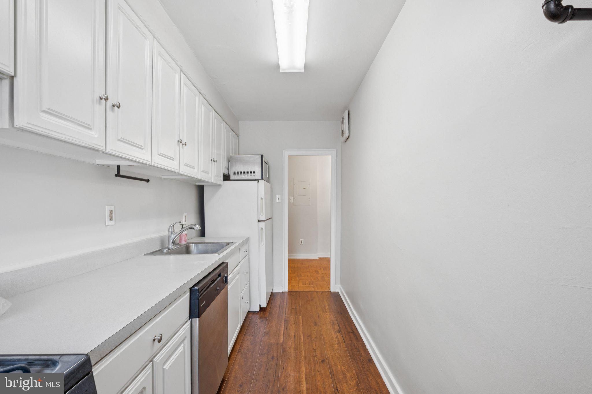 ART MUSEUM AREA - Residential