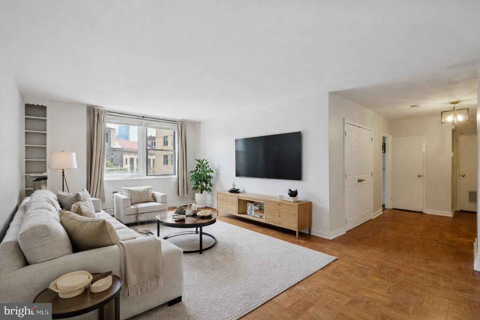 ART MUSEUM AREA - Residential