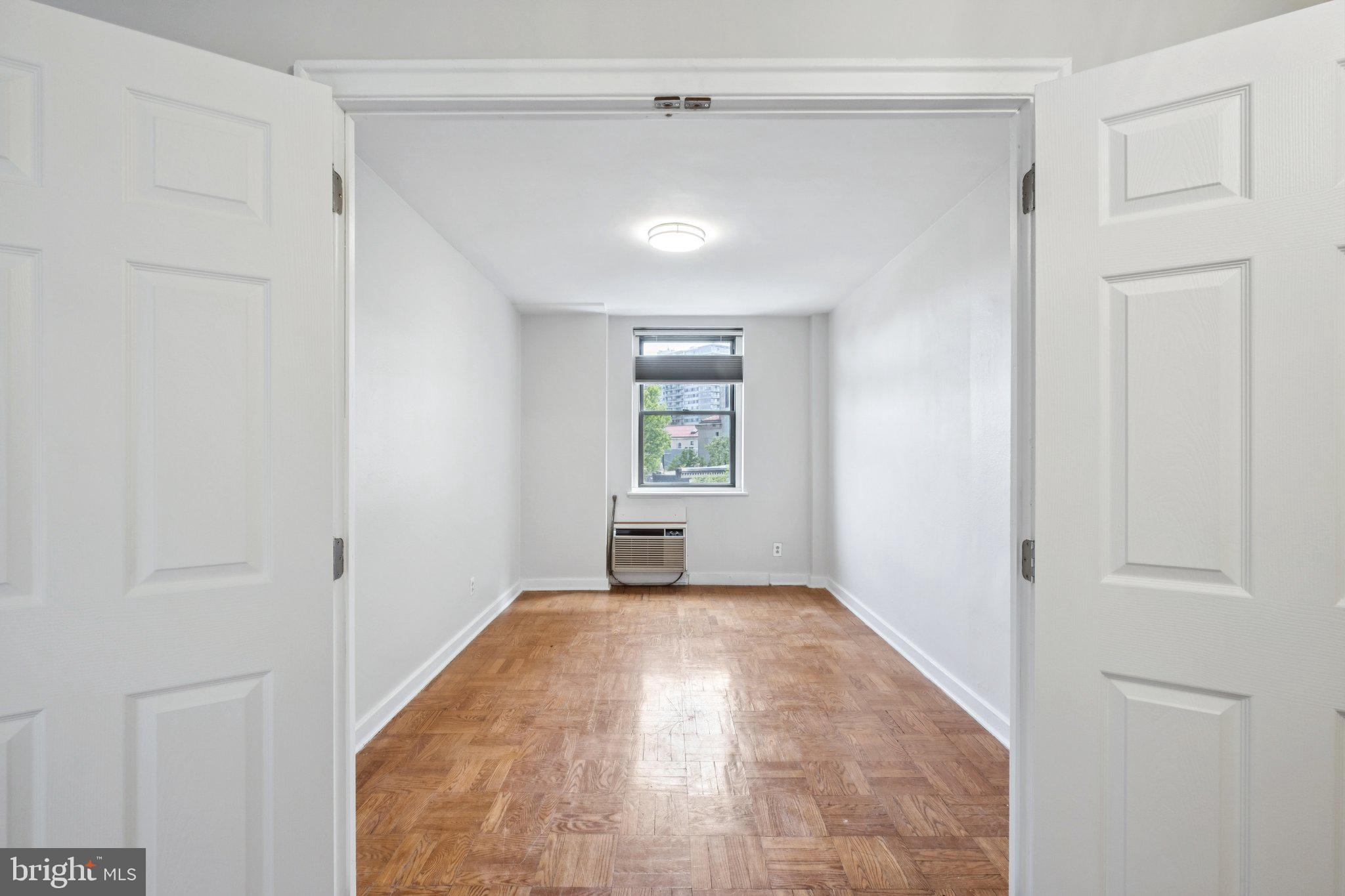 ART MUSEUM AREA - Residential