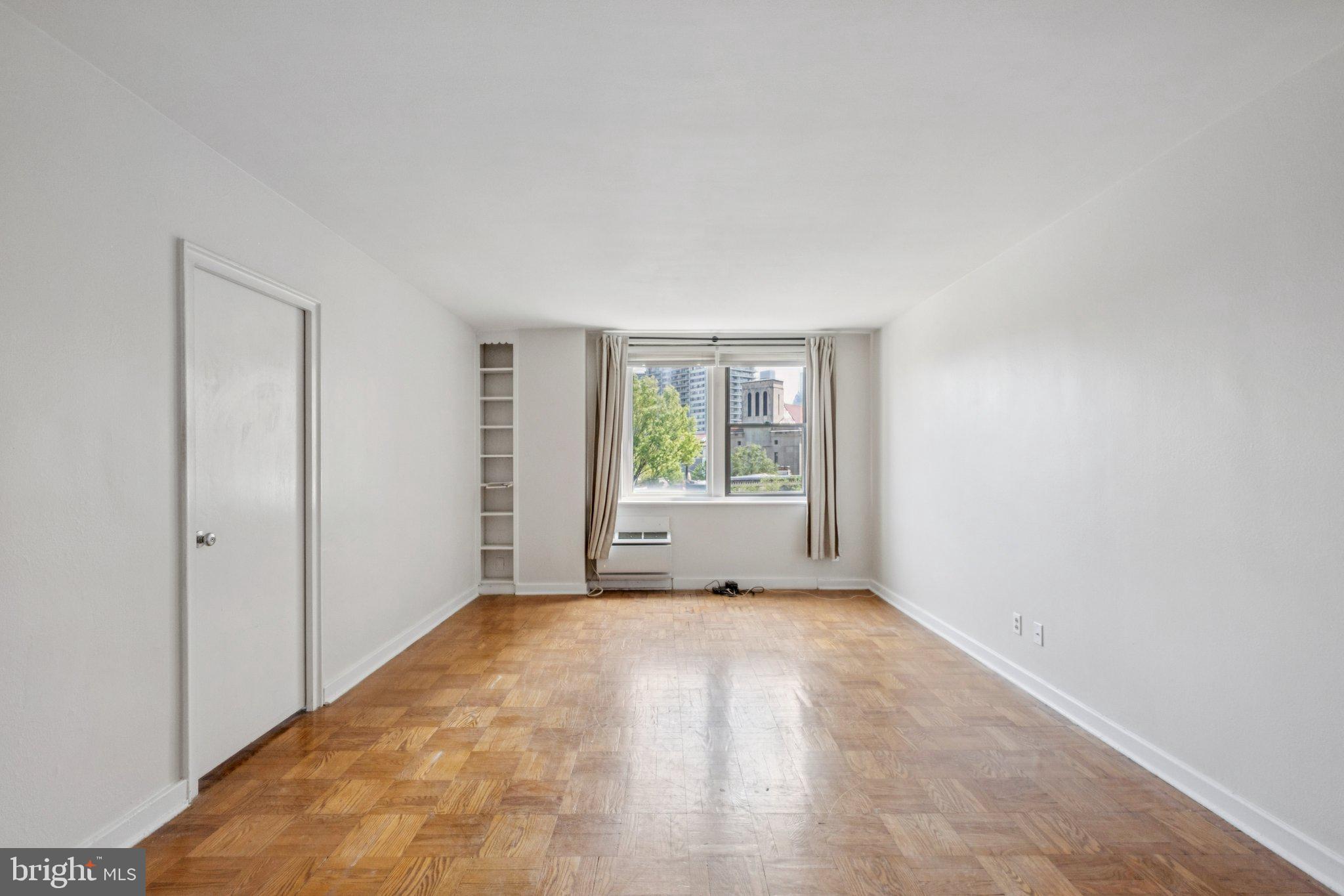 ART MUSEUM AREA - Residential