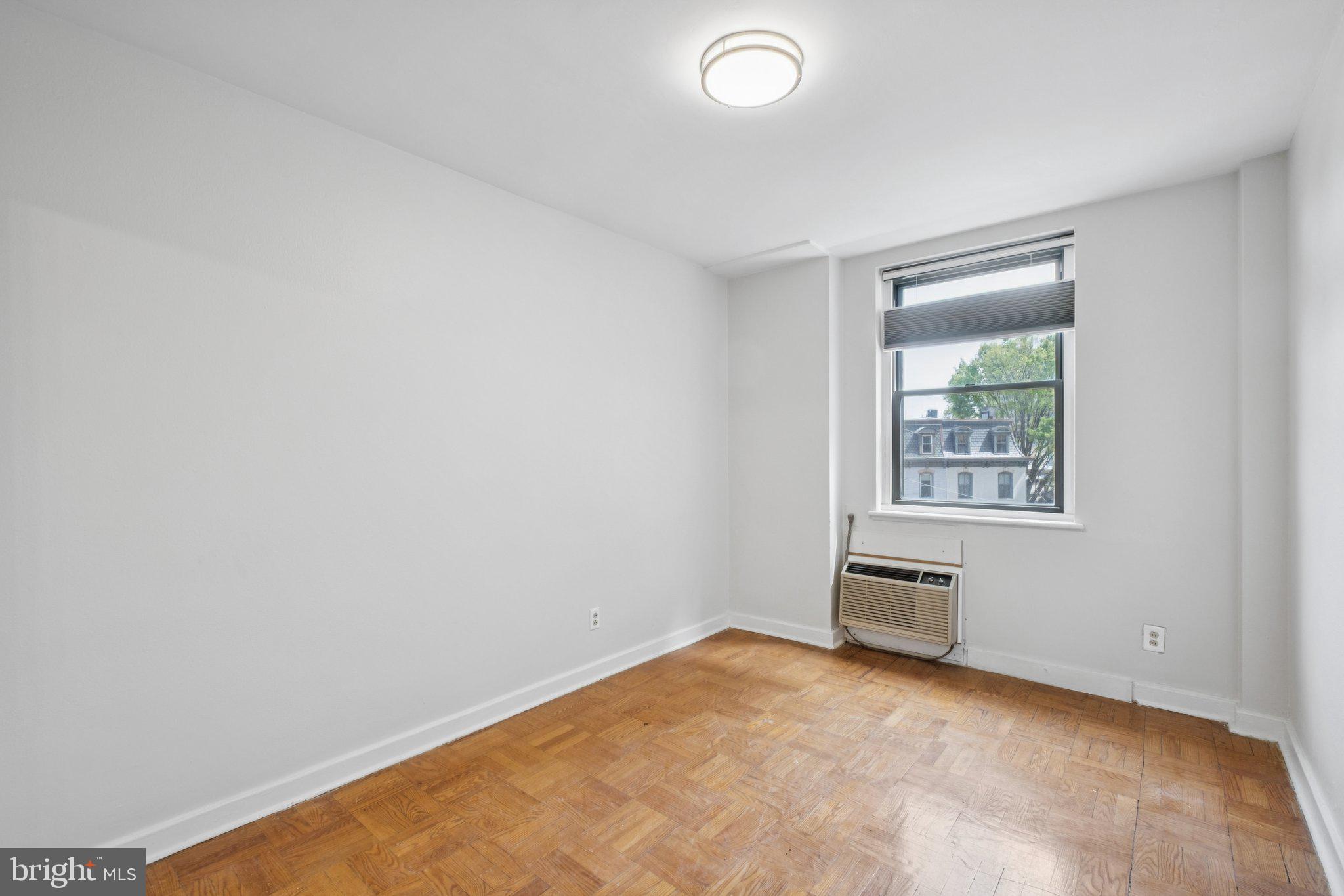 ART MUSEUM AREA - Residential