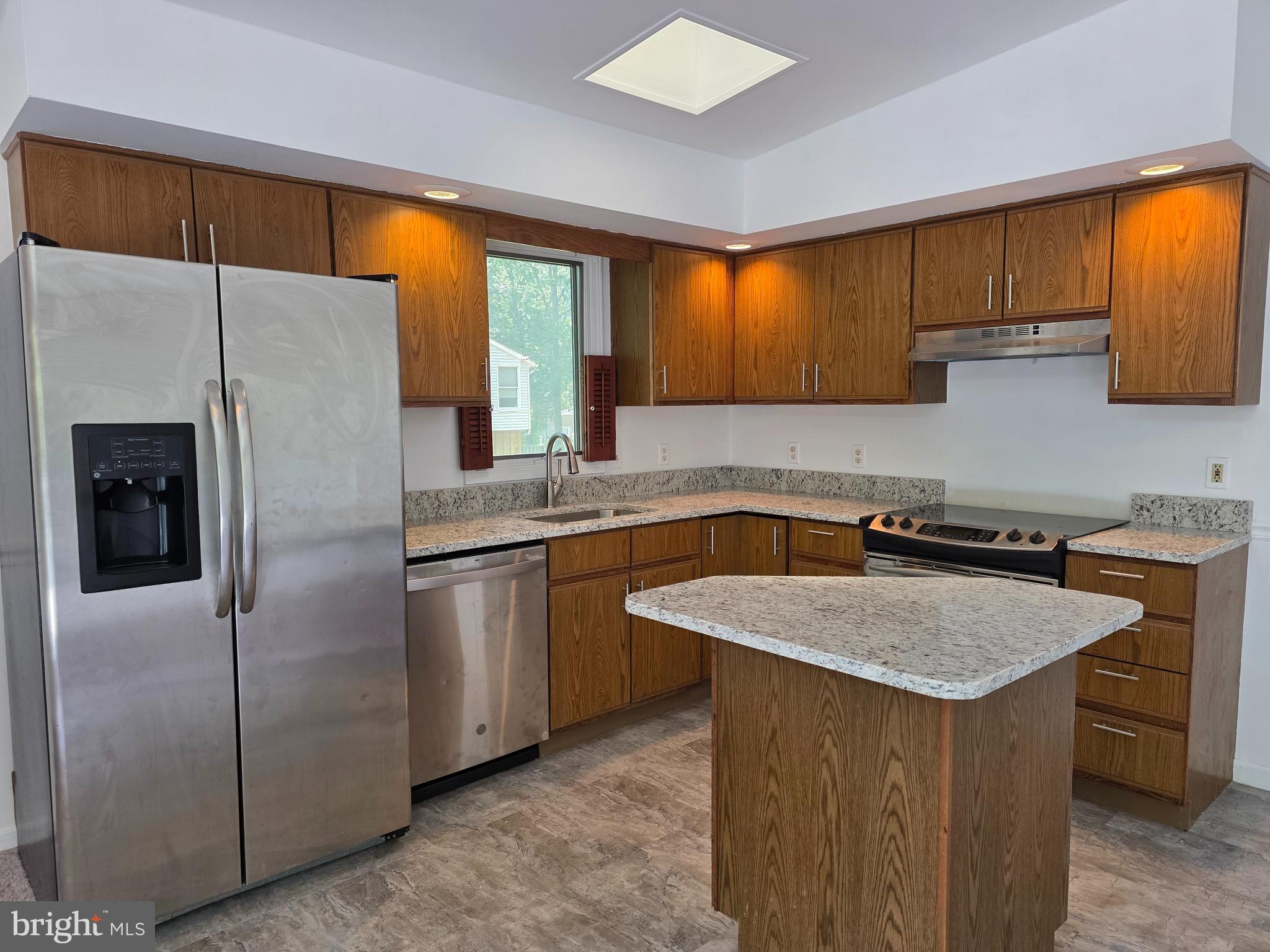 WHITE SANDS - Residential