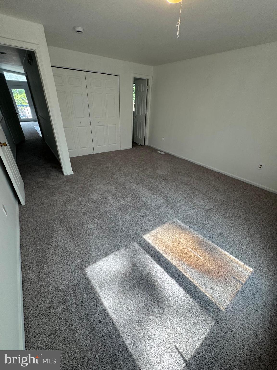 WHITE SANDS - Residential