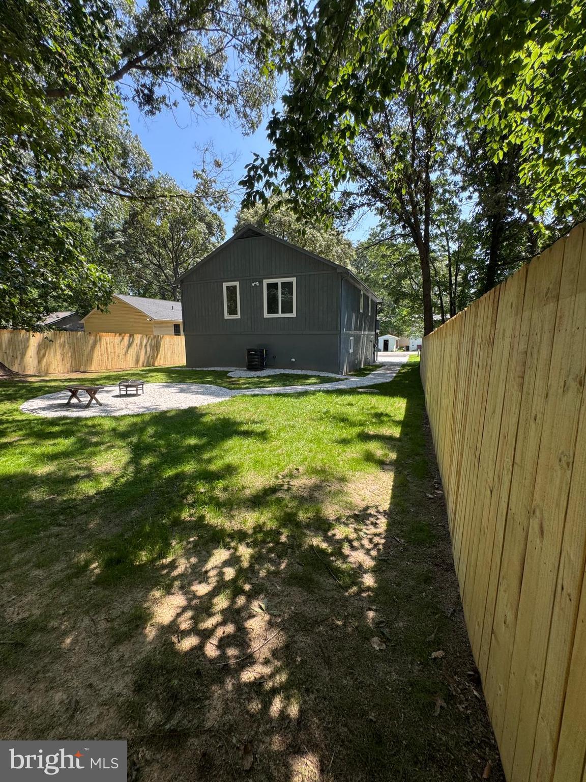 WHITE SANDS - Residential