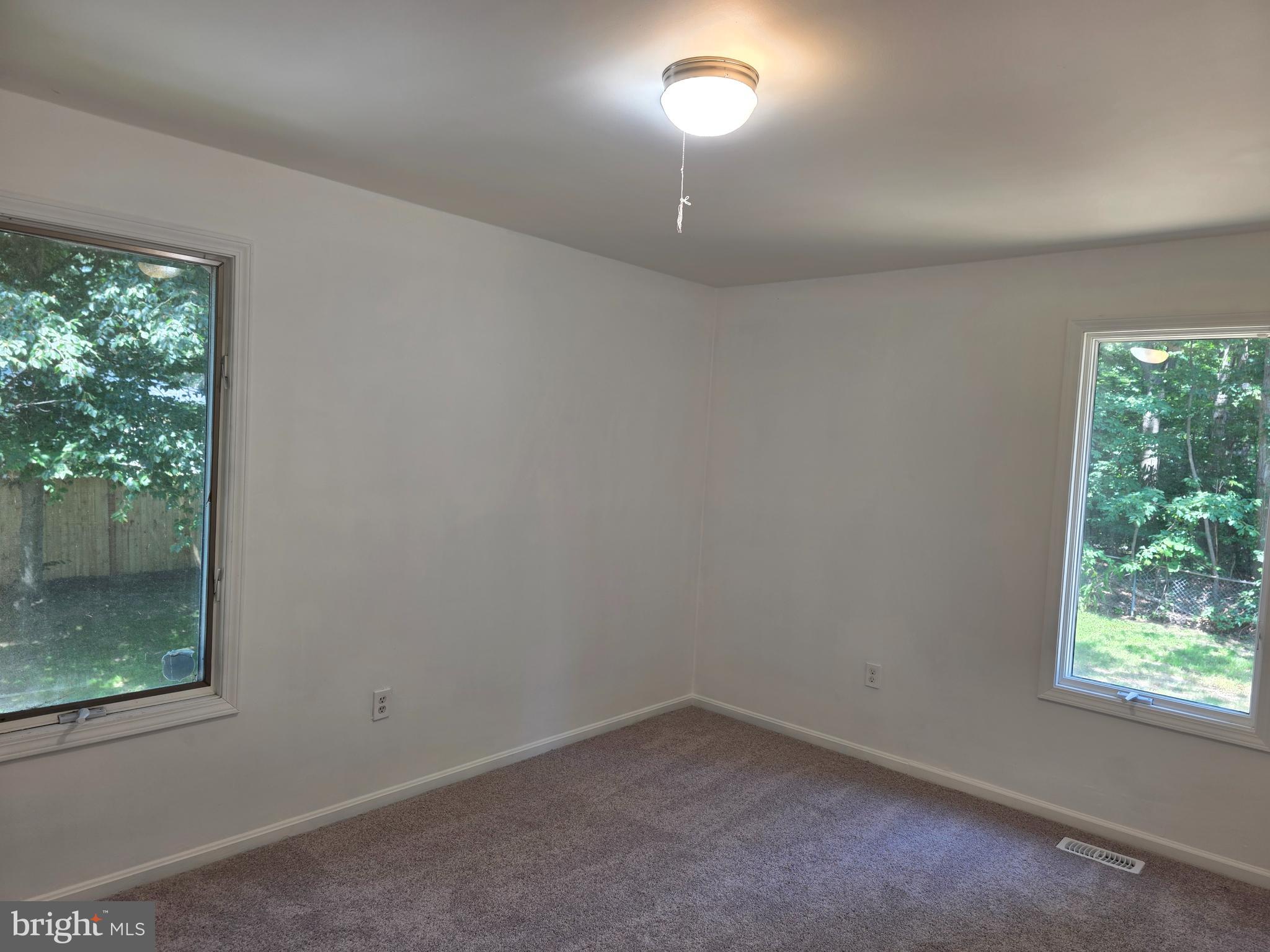 WHITE SANDS - Residential