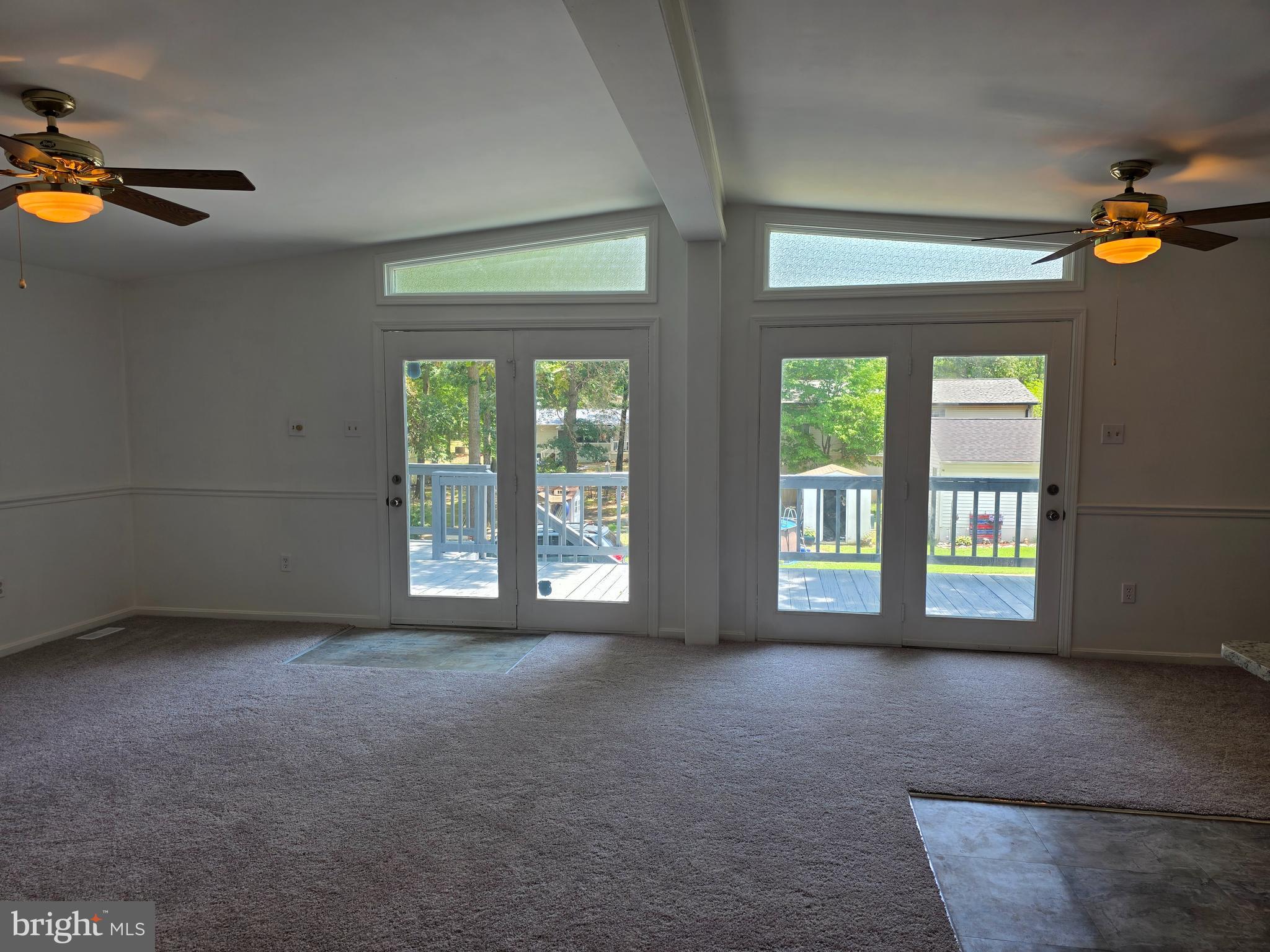 WHITE SANDS - Residential