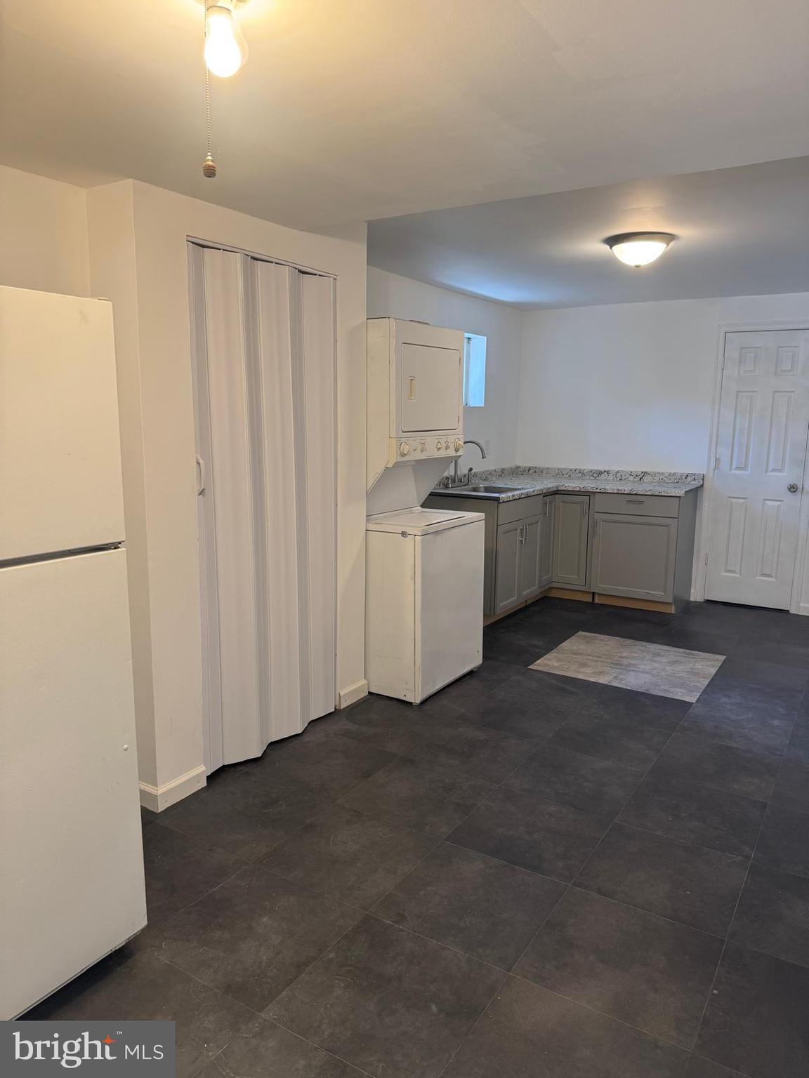 WHITE SANDS - Residential