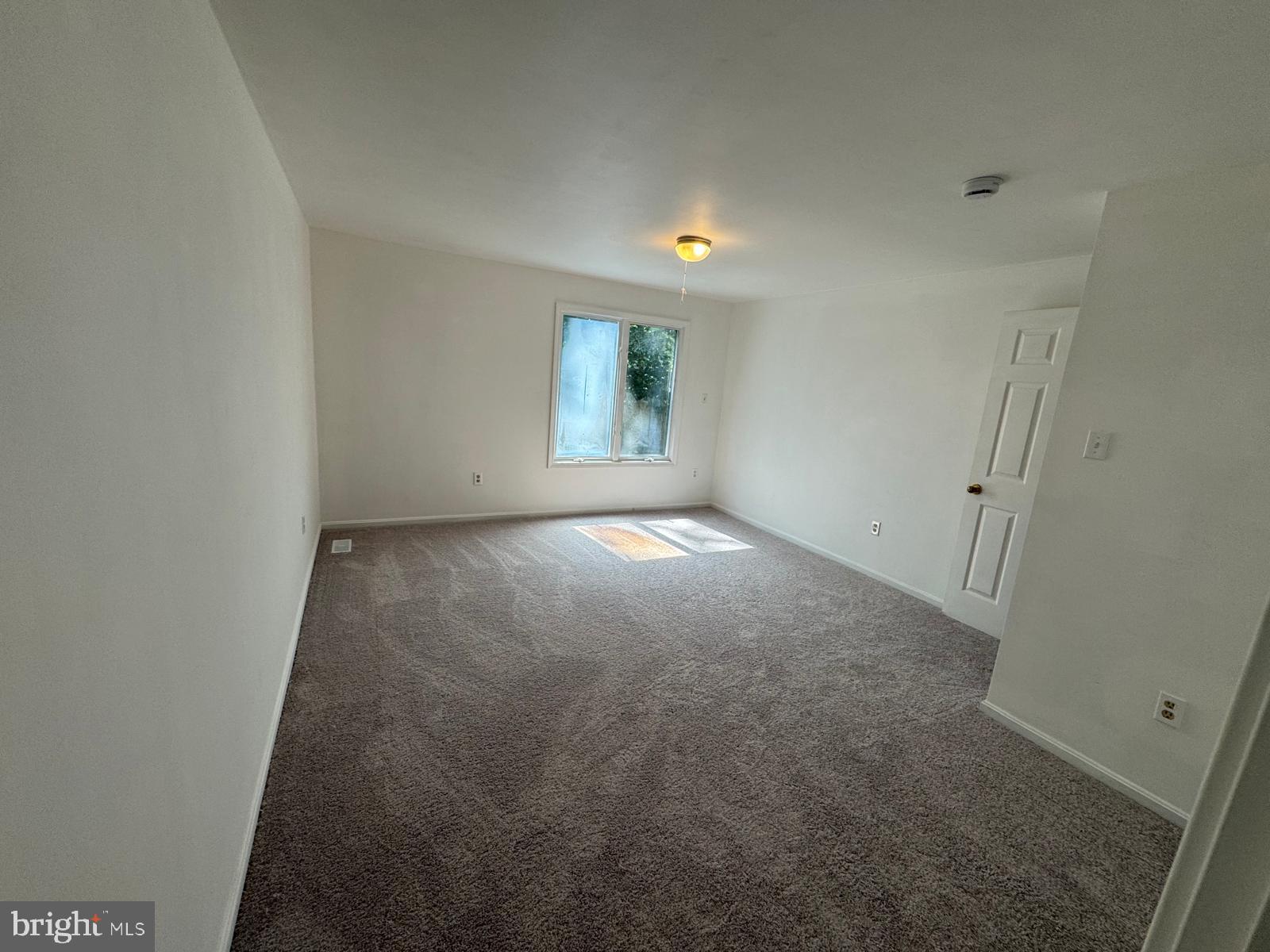 WHITE SANDS - Residential