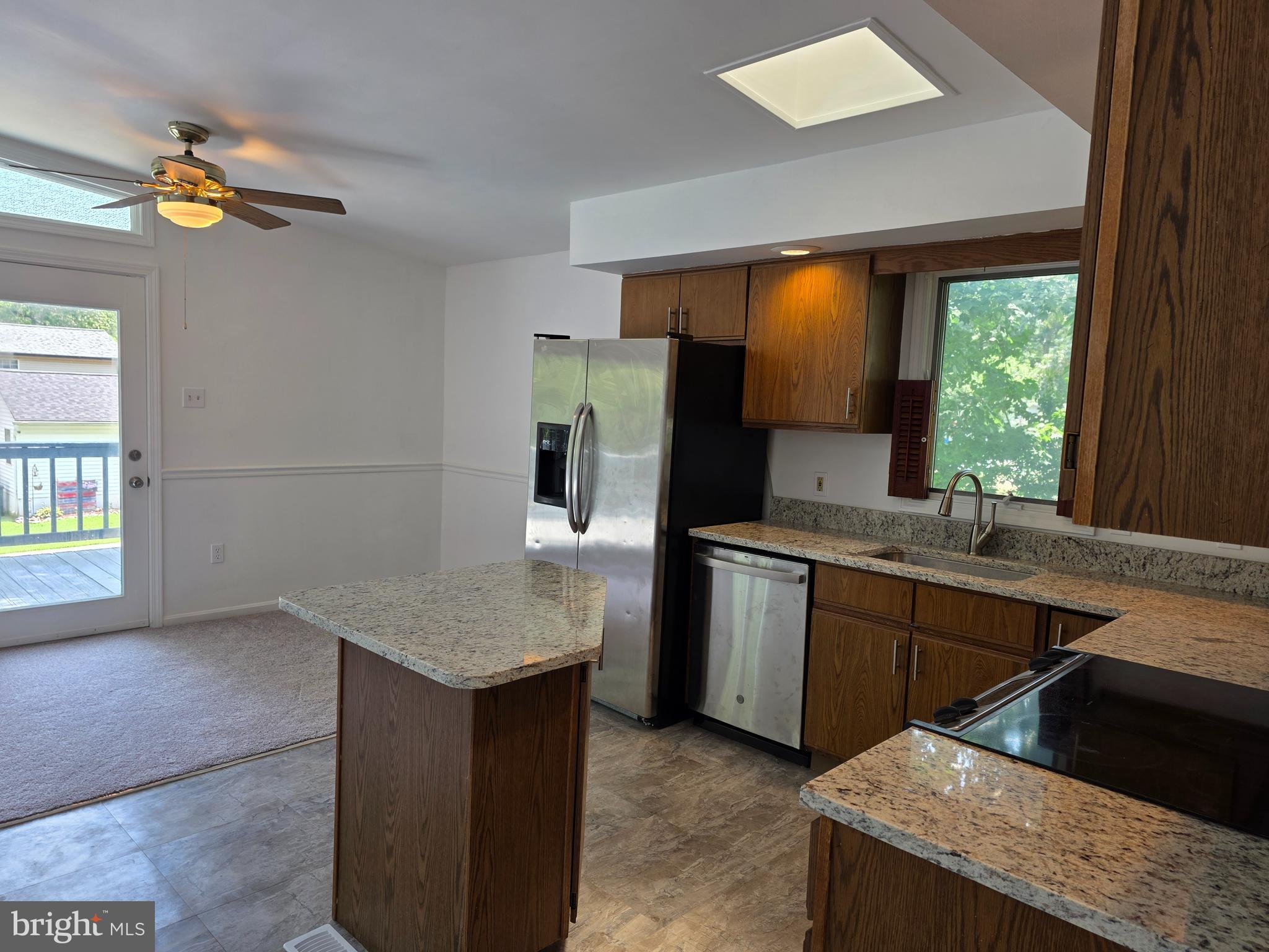 WHITE SANDS - Residential