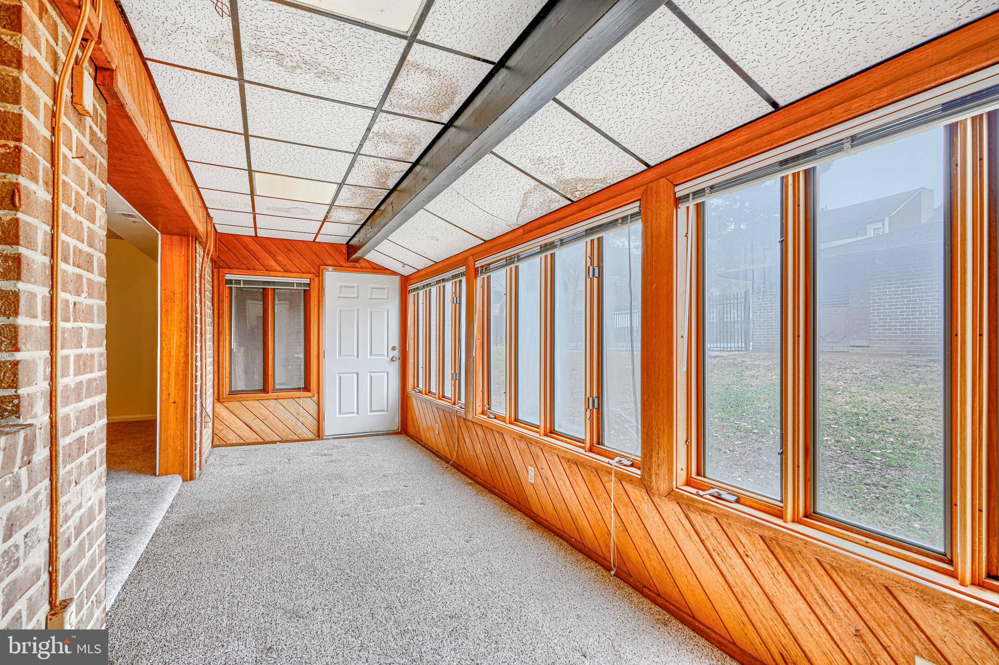 ROCKLAND RUN - Residential