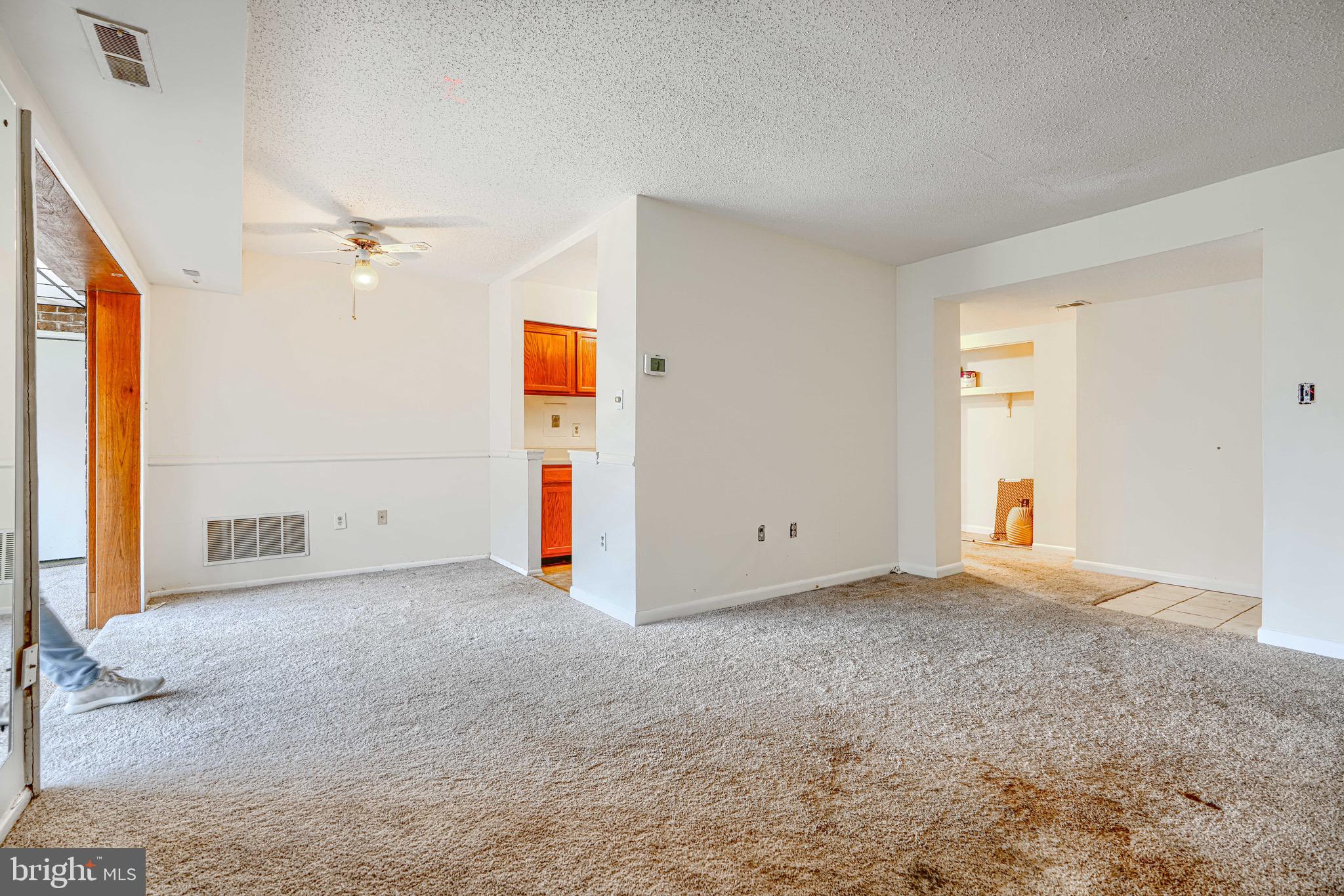 ROCKLAND RUN - Residential