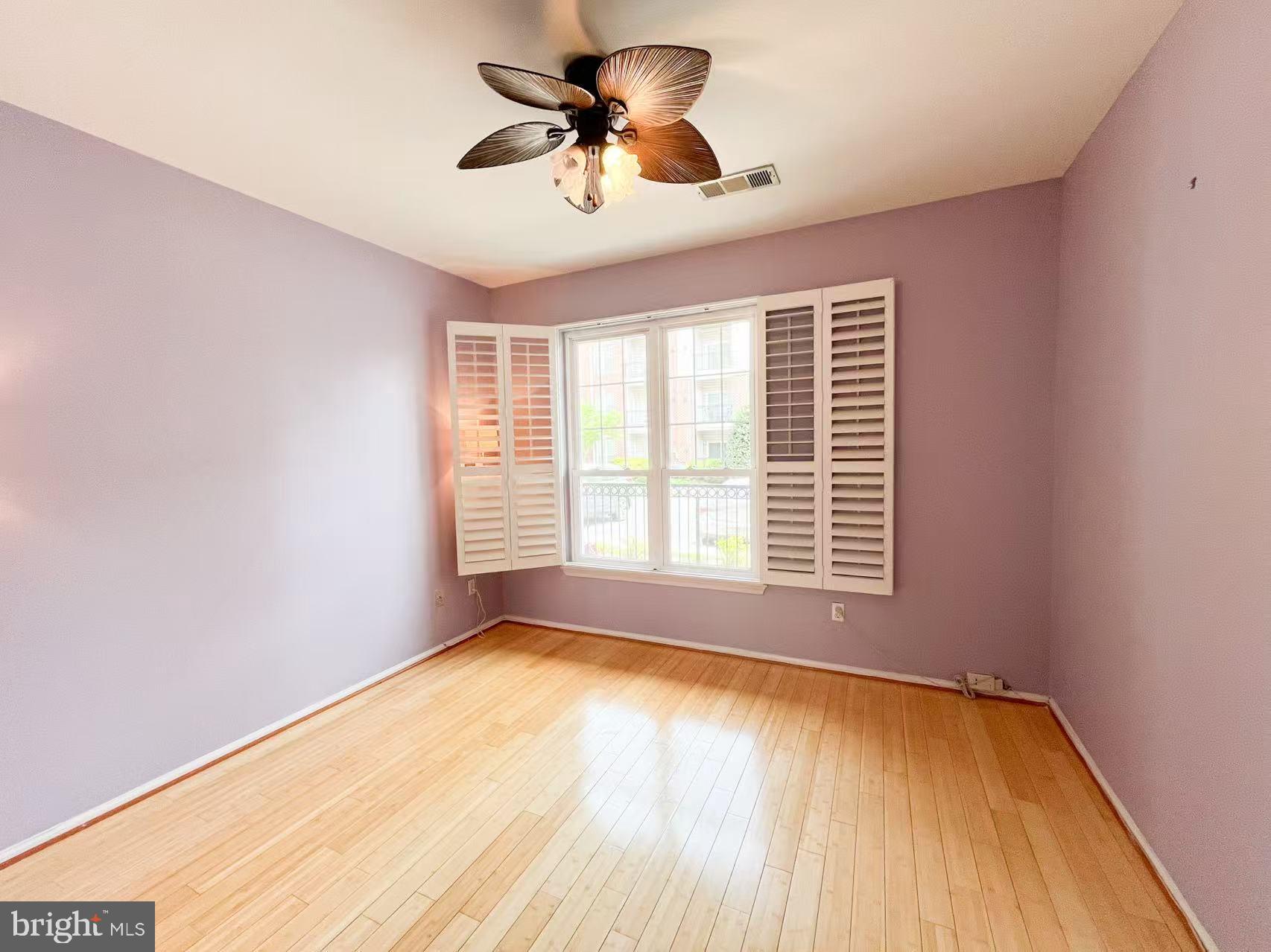 GATES OF MCLEAN - Residential Lease